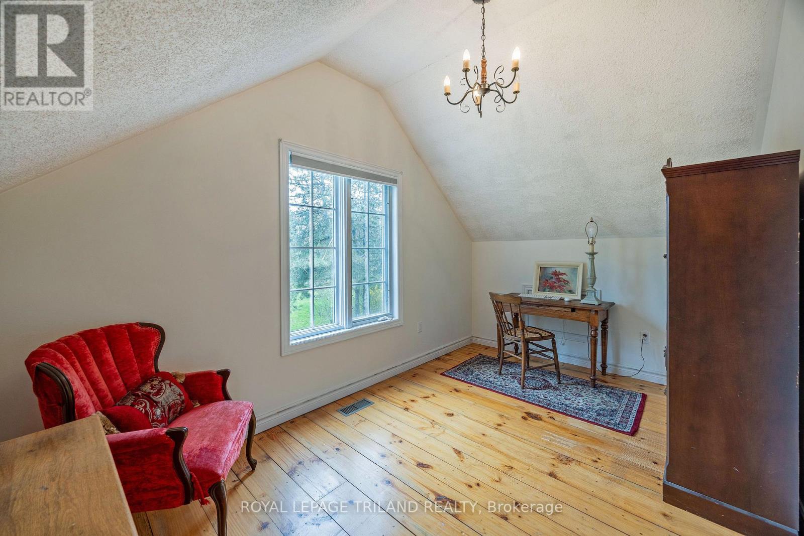 37412 Lake Line, Southwold, Ontario  N5L 1J1 - Photo 31 - X12129732