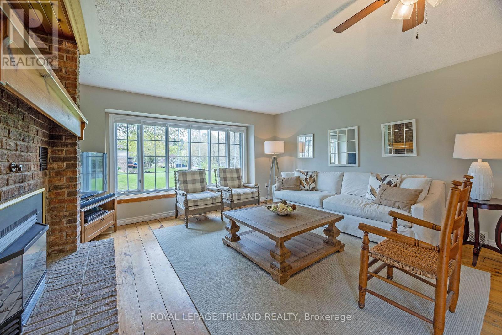 37412 Lake Line, Southwold, Ontario  N5L 1J1 - Photo 5 - X12129732