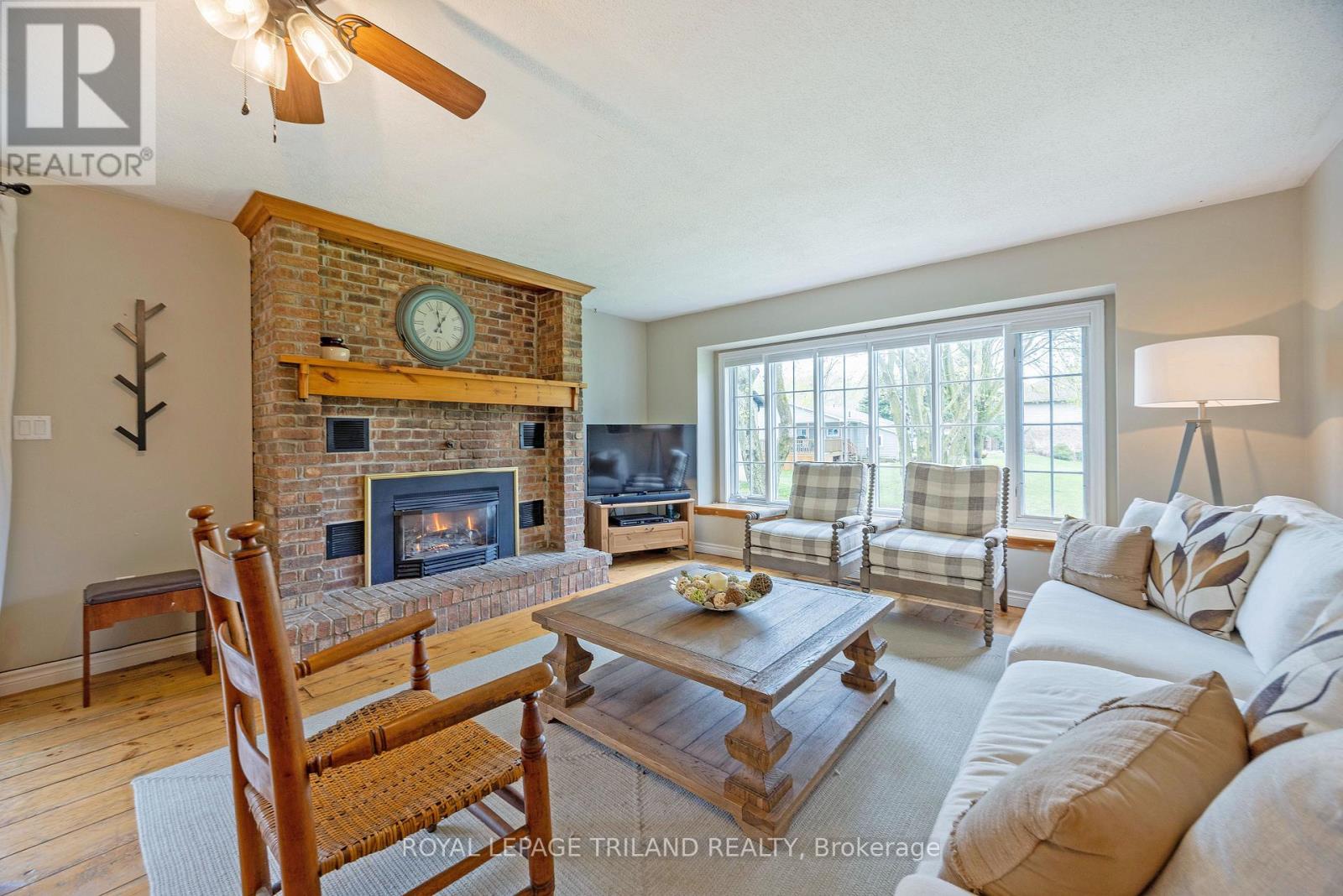 37412 Lake Line, Southwold, Ontario  N5L 1J1 - Photo 6 - X12129732