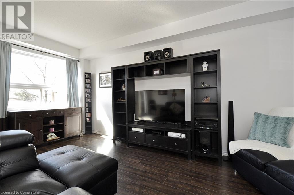 Property at 100 CHESTER Drive Unit# 17 image 5