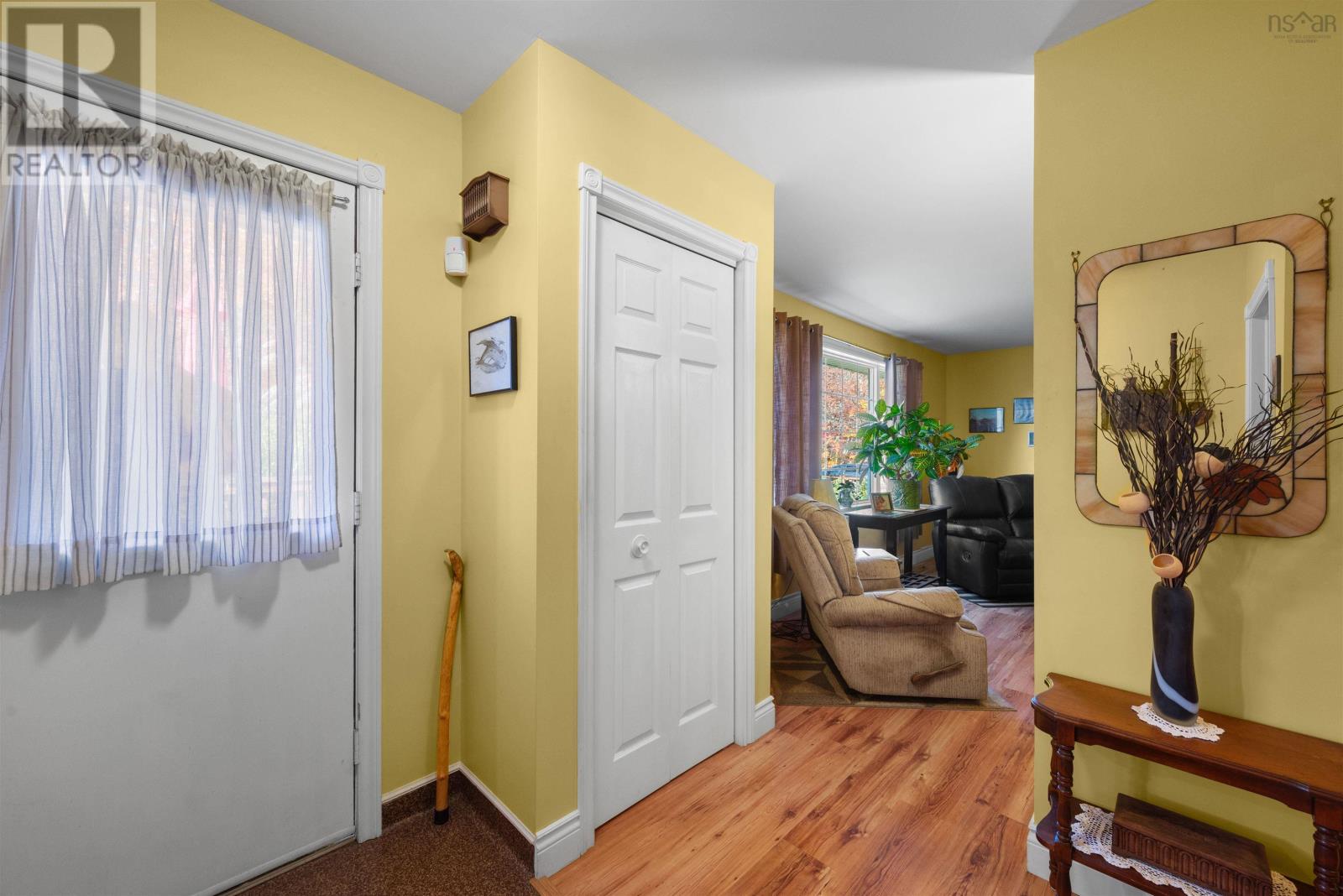Property at 206 Lakeview Road image 3
