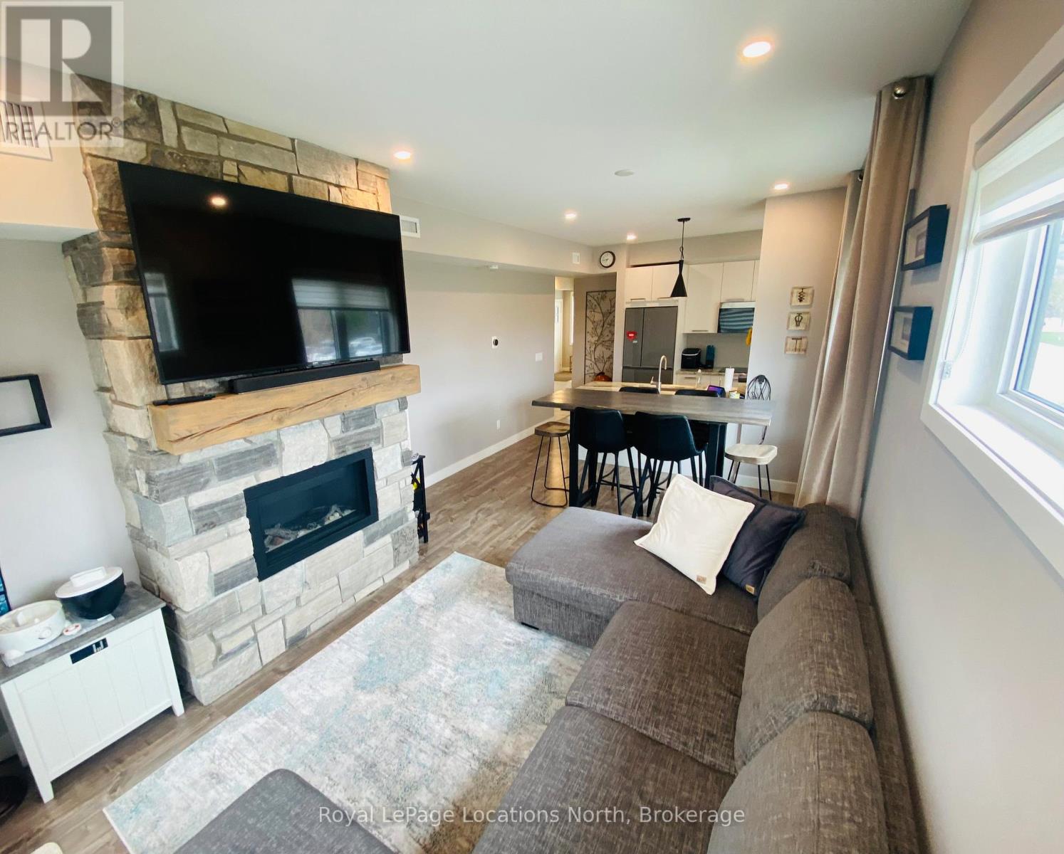 207 - 11 Beausoleil Lane, Blue Mountains, Ontario  L9Y 0Y5 - Photo 26 - X12129730