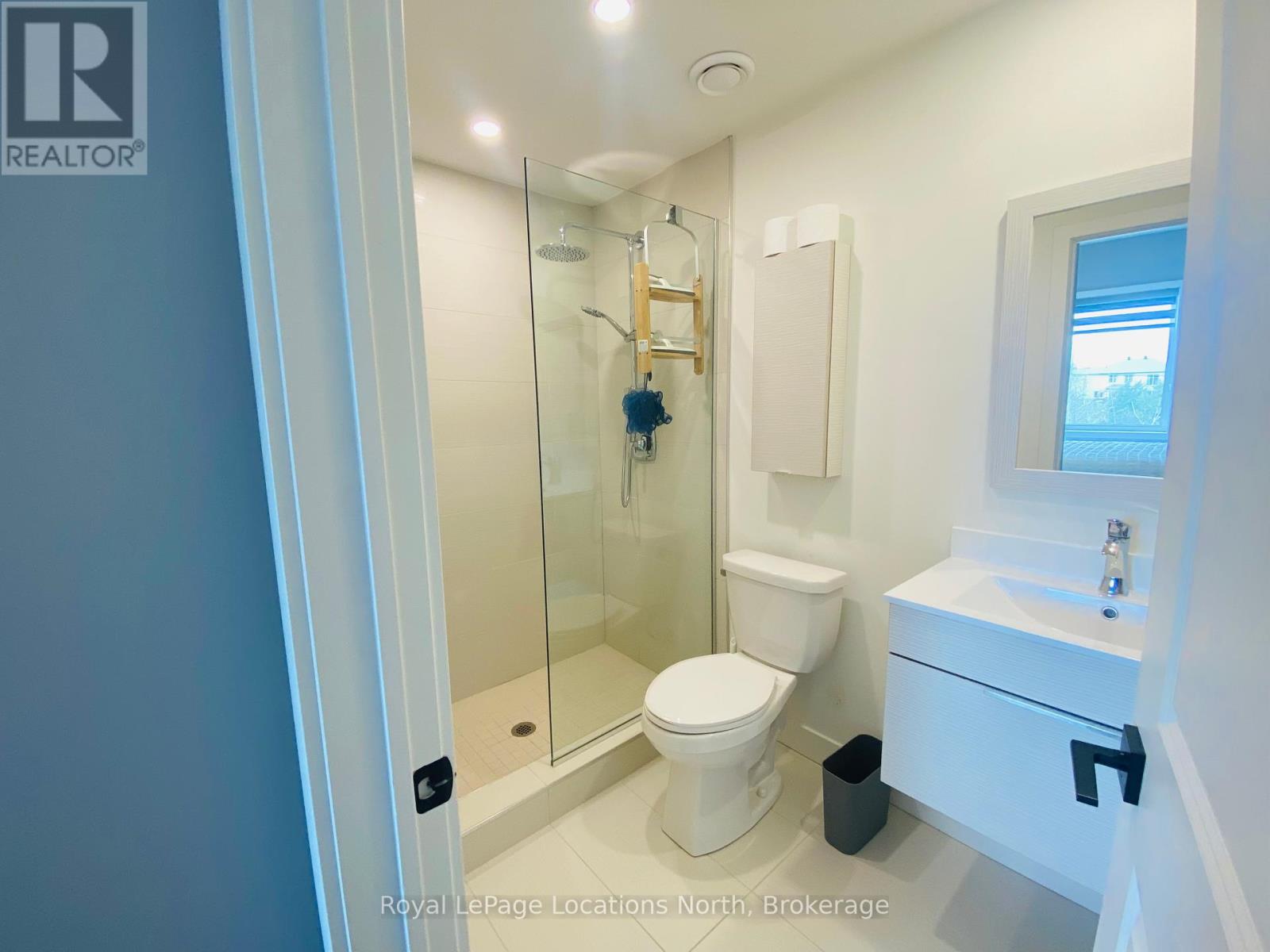207 - 11 Beausoleil Lane, Blue Mountains, Ontario  L9Y 0Y5 - Photo 30 - X12129730
