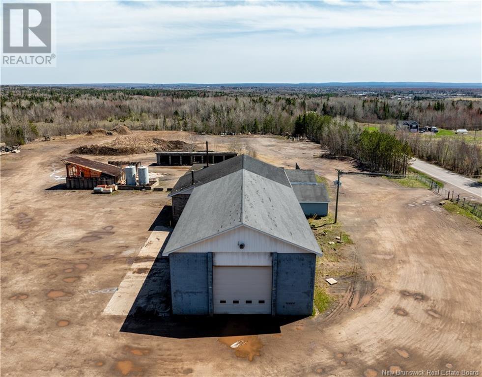 815 Gorge Road, Moncton, New Brunswick  E1G 3H6 - Photo 3 - NB117694