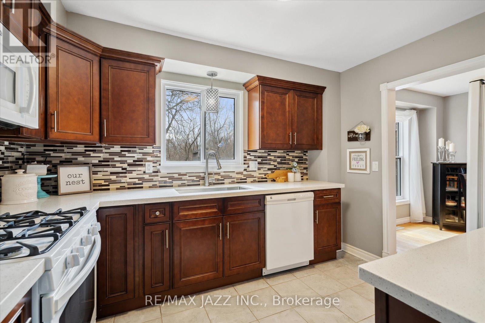 645 Radisson Avenue, Oshawa, Ontario  L1J 1X7 - Photo 12 - E12129702