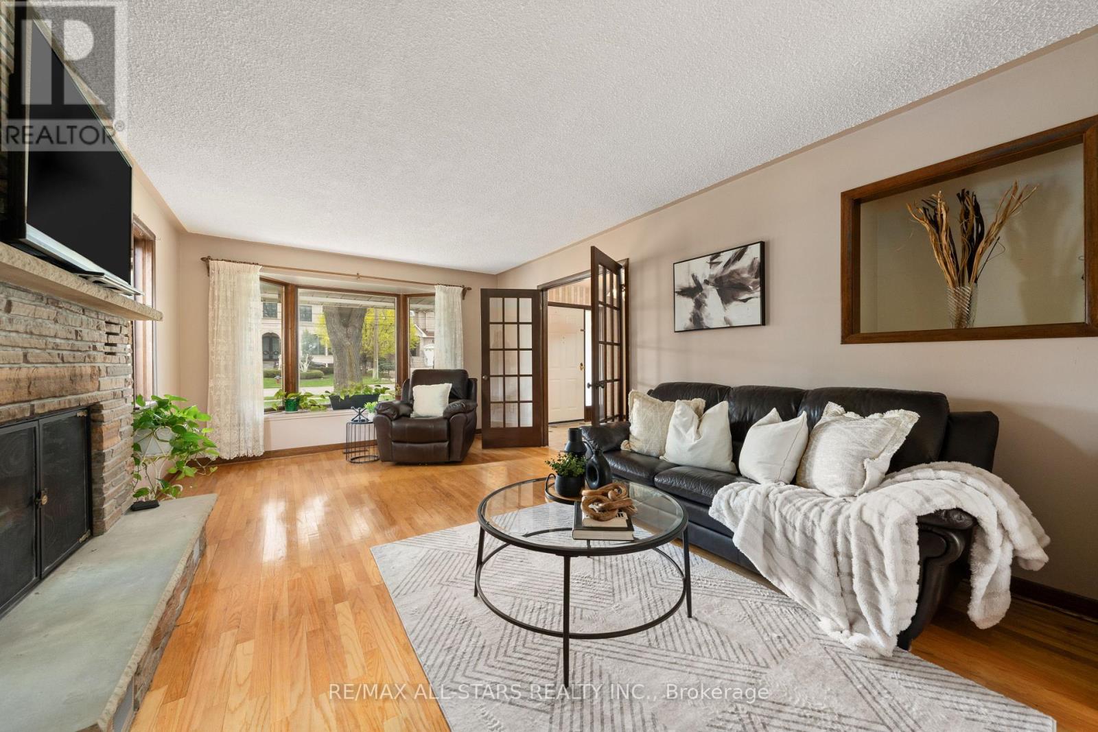 145 Pemberton Road, Richmond Hill, Ontario  L4C 3T6 - Photo 7 - N12129706