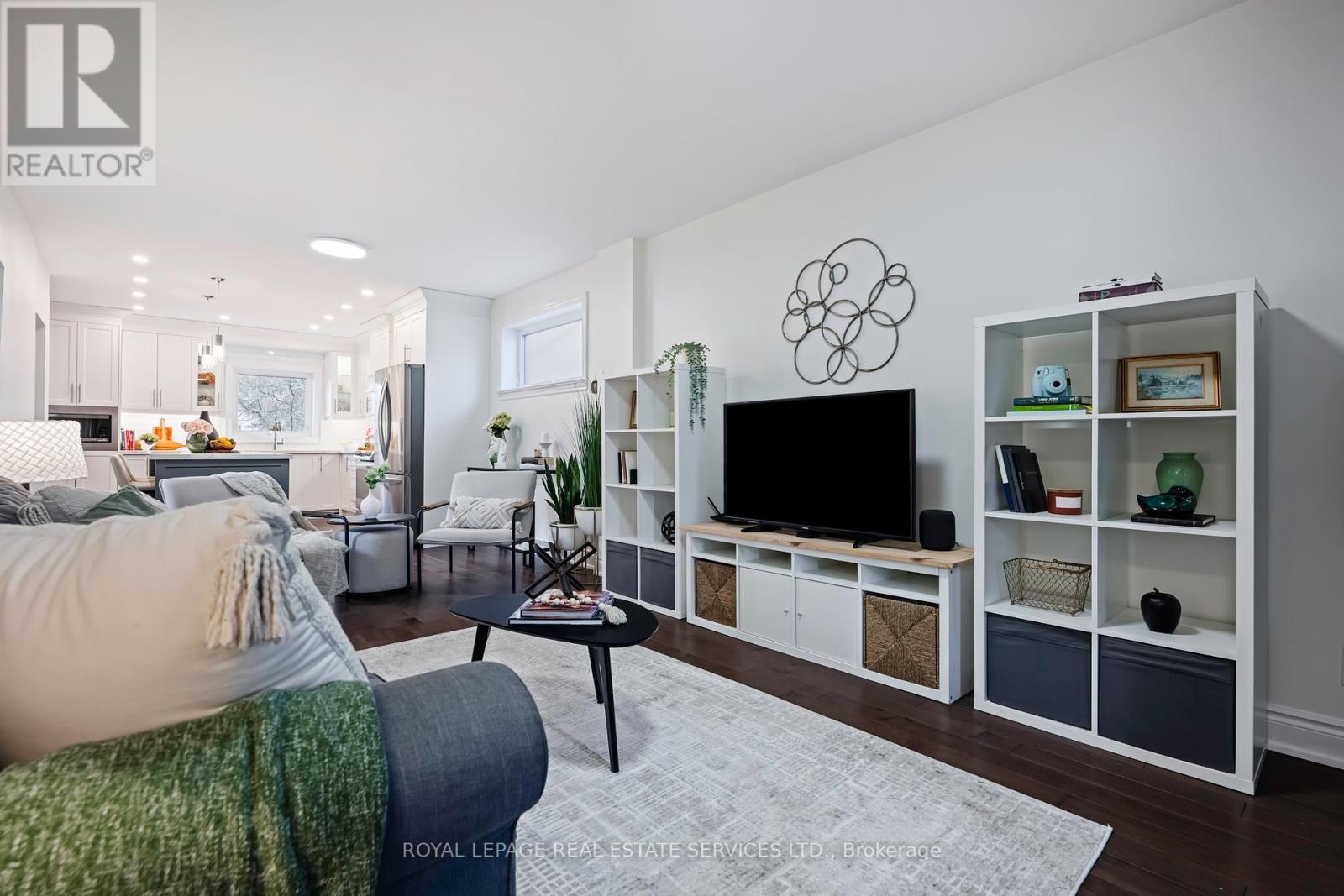 Property at 210 BETA STREET image 5