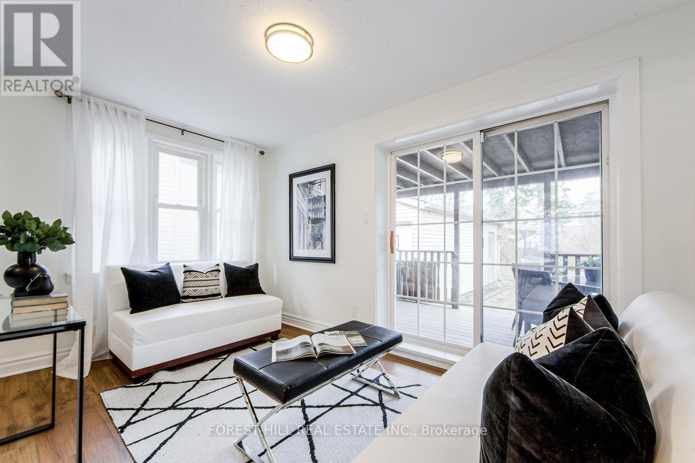 32 Randolph Road, Toronto, Ontario  M4G 3R7 - Photo 13 - C12129665