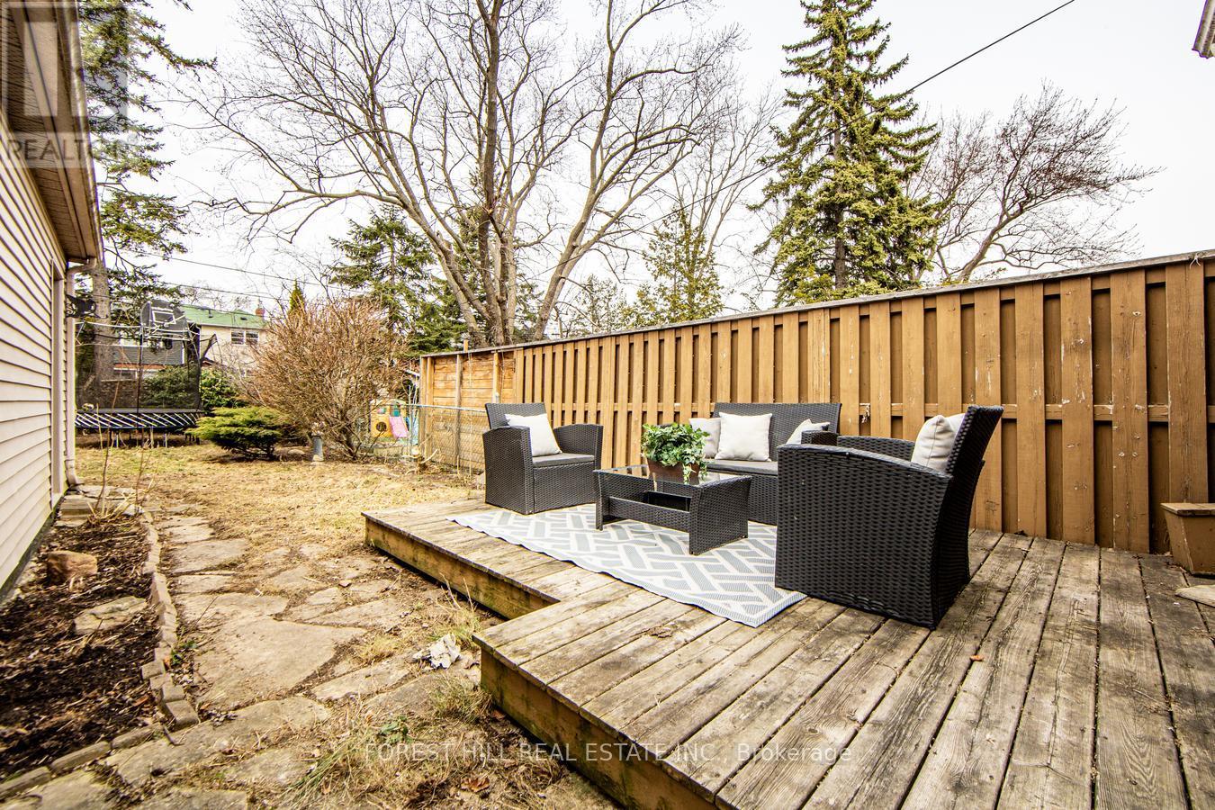 32 Randolph Road, Toronto, Ontario  M4G 3R7 - Photo 34 - C12129665