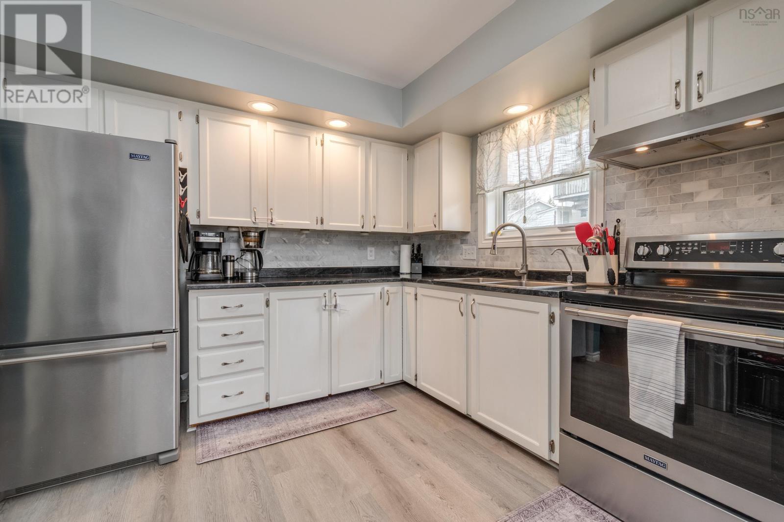 56 Lucasville Road, Middle Sackville, Nova Scotia  B4E 3E8 - Photo 4 - 202510065