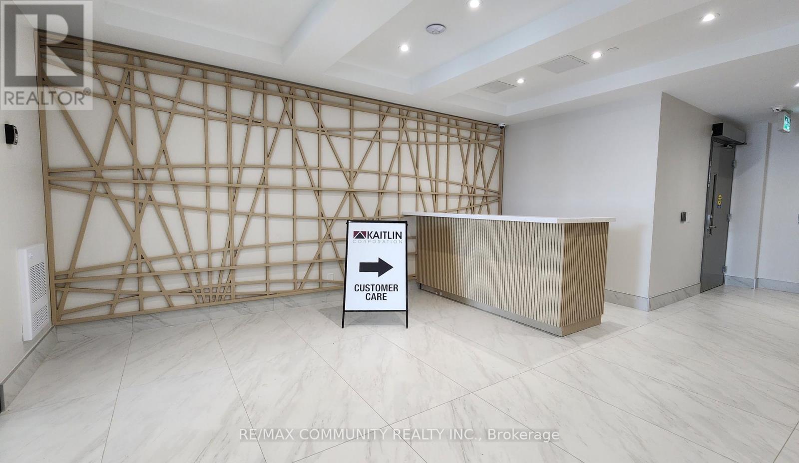 Property at 704 - 55 CLARINGTON BOULEVARD image 2