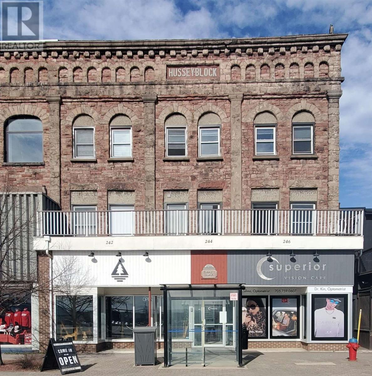 242-246 Queen ST E, Sault Ste Marie, Ontario