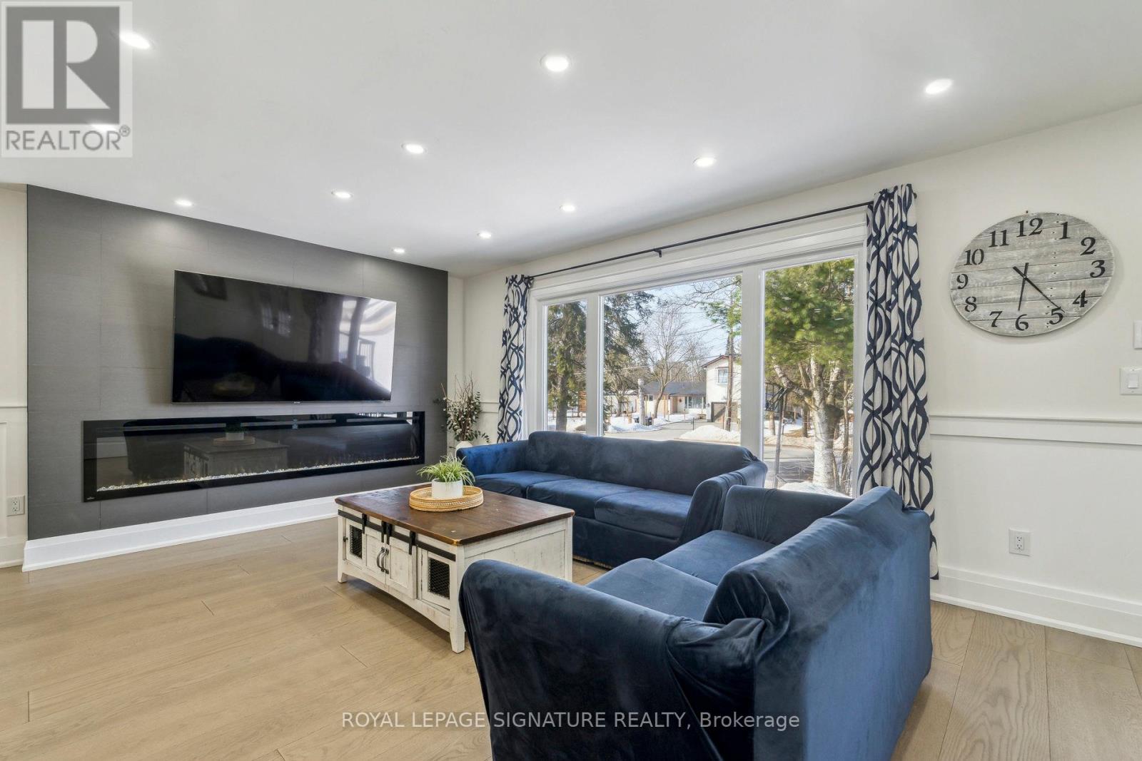 Property at 2199 RICHARD STREET E image 3