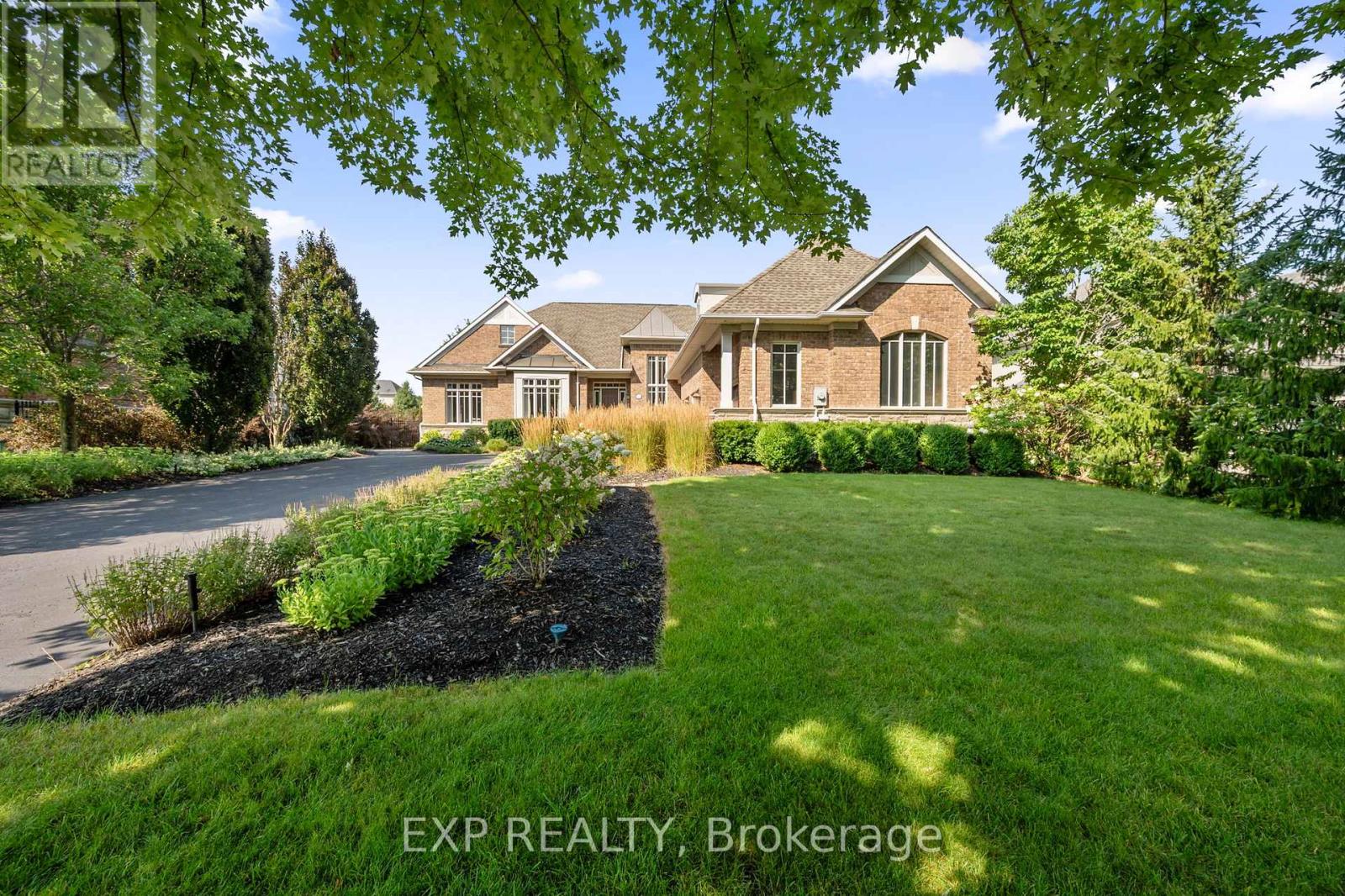 53 Country Club Crescent, Uxbridge, Ontario  L9P 0B8 - Photo 5 - N12129711