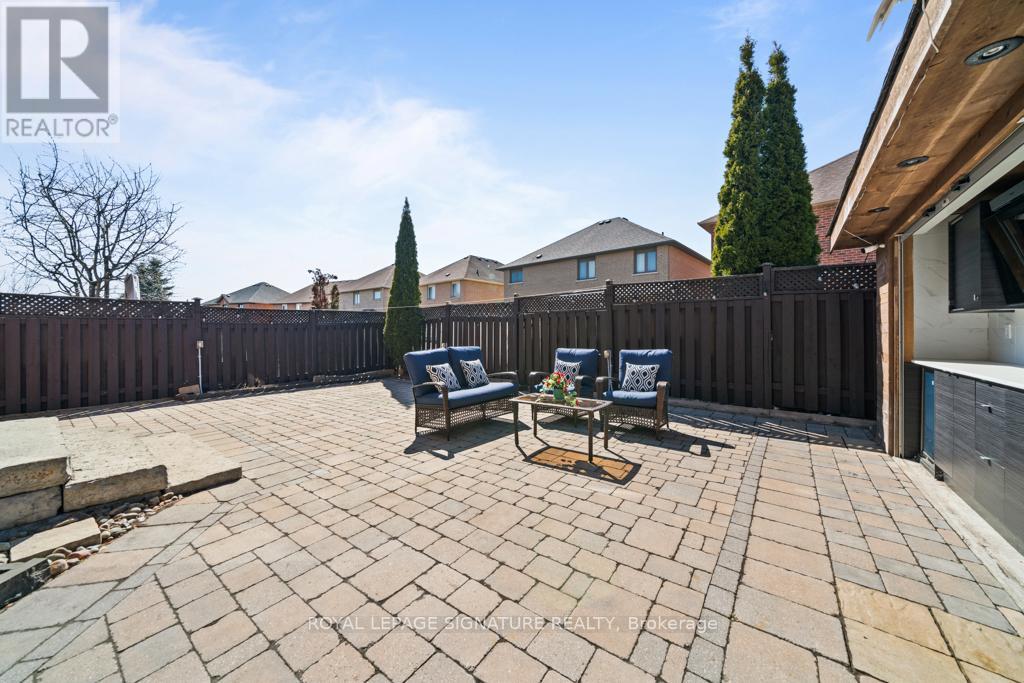 18 Vellore Woods Boulevard, Vaughan, Ontario  L4H 1Y6 - Photo 27 - N12129713