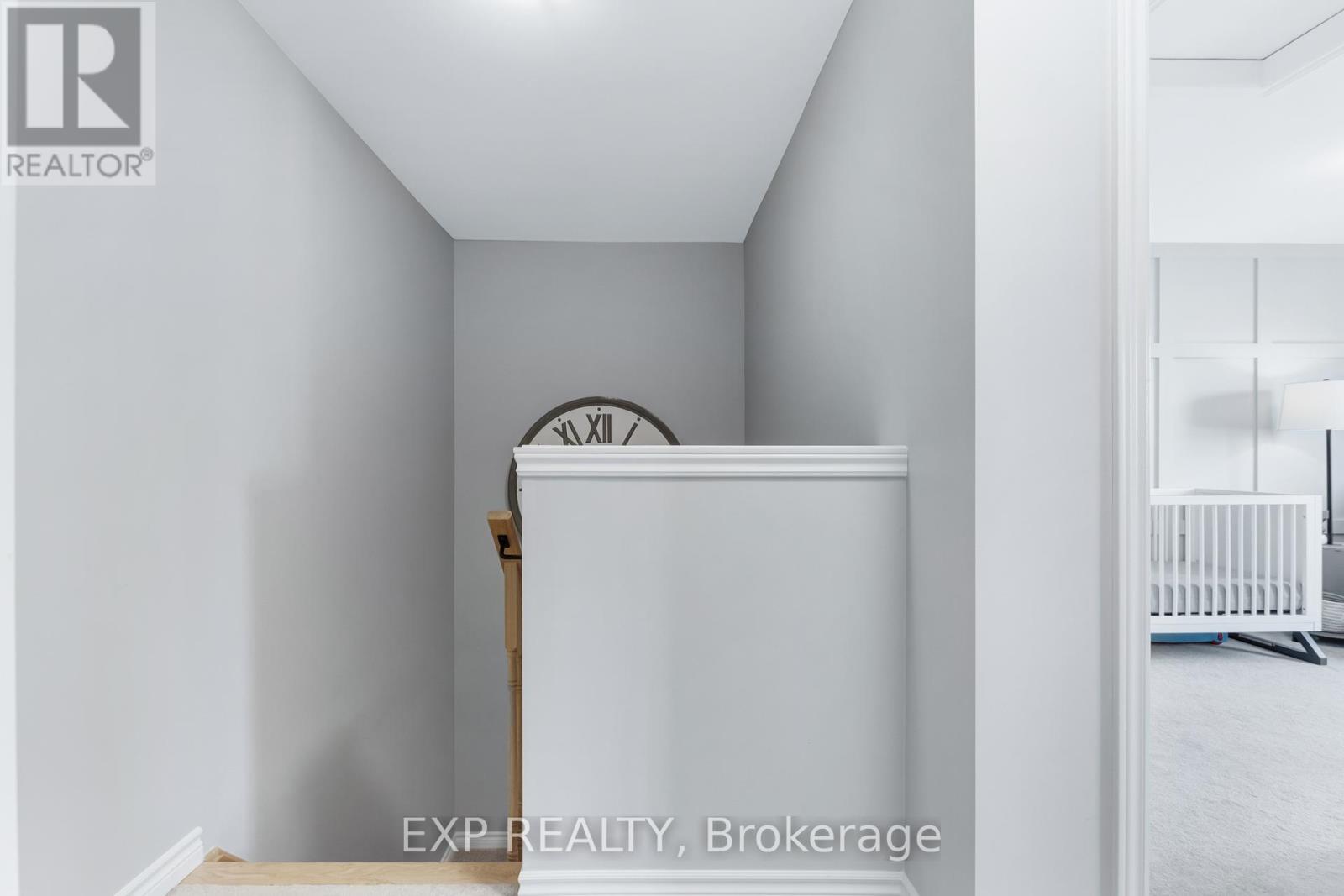 11 Kodiak Terrace, Barrie, Ontario  L9J 0J4 - Photo 18 - S12129663