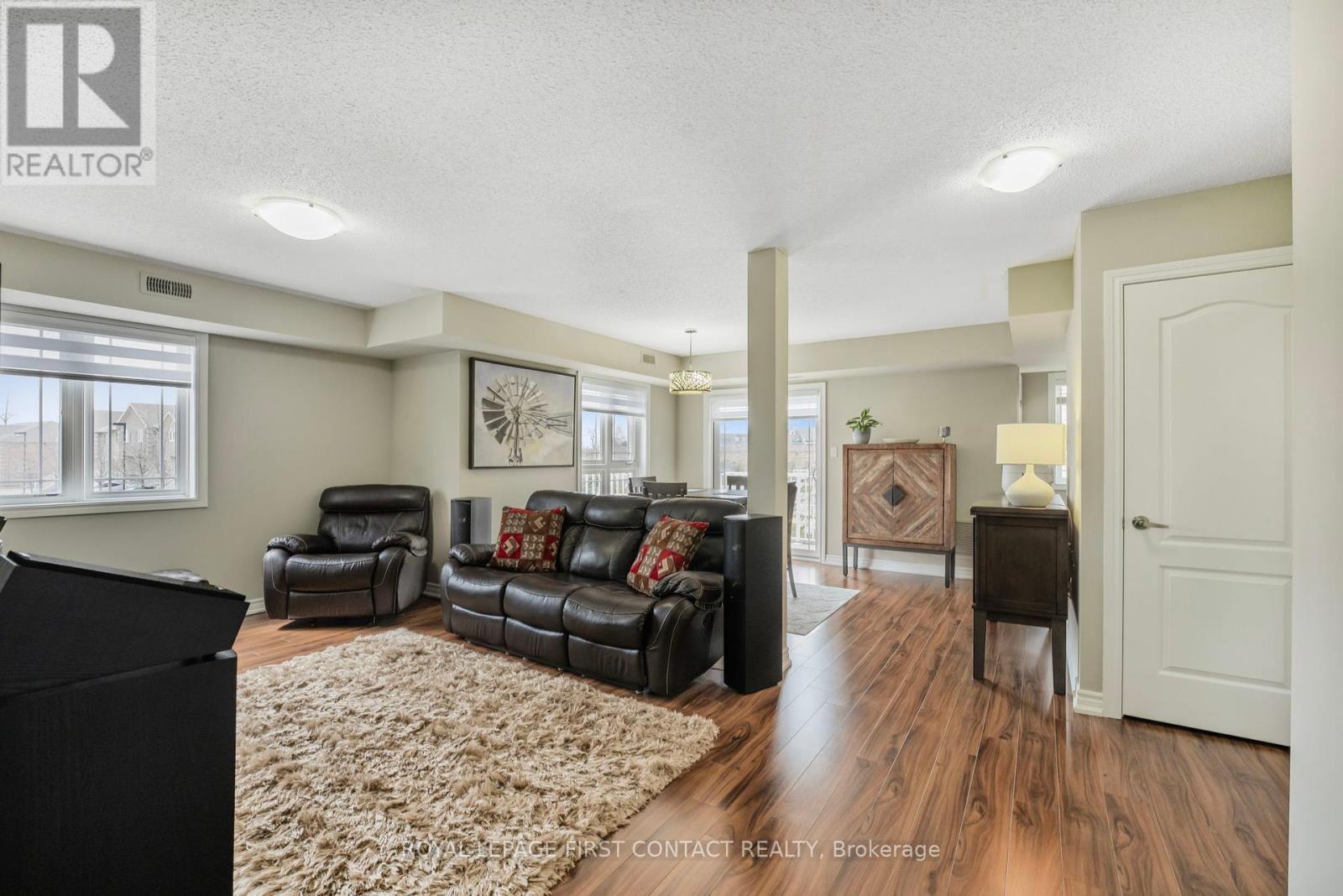 Property at 7 - 408 VETERANS DRIVE image 3