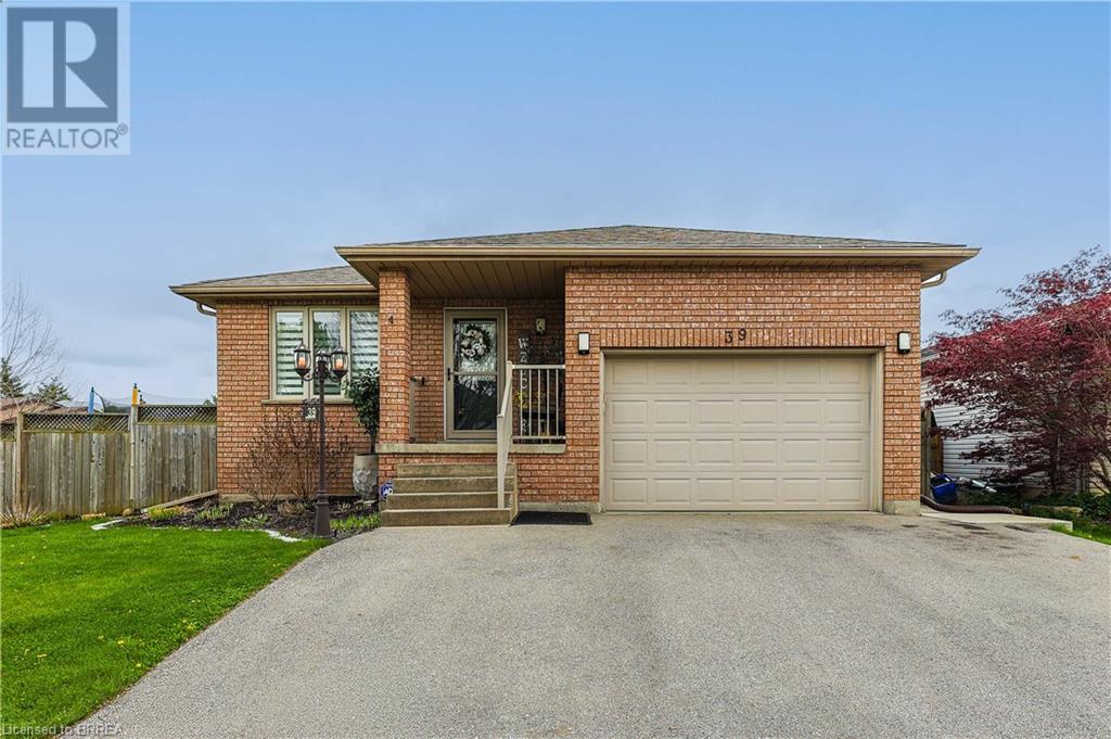 39 ST PATRICKS Drive, Brantford, Ontario