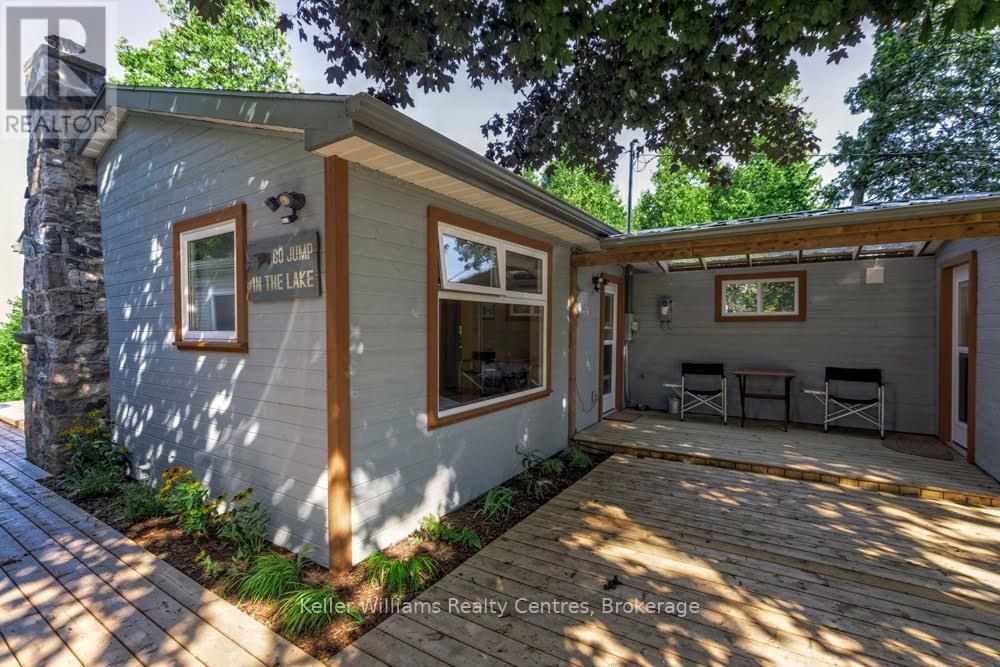 Property at 78341 JOHN STREET image 2