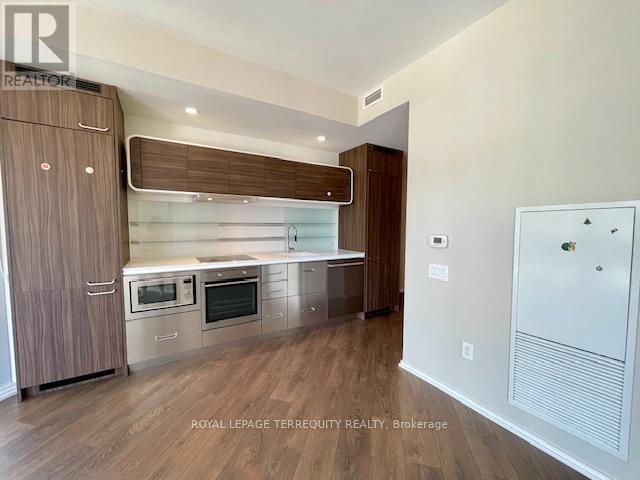 2002 - 45 Charles Street E, Toronto, Ontario  M4Y 0B8 - Photo 8 - C12123738