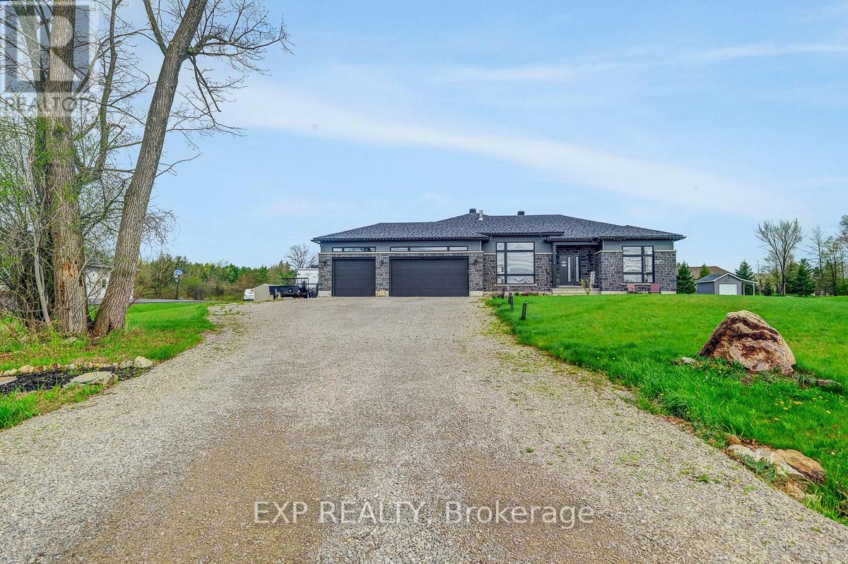 4 Tracy Lane, Rideau Lakes, Ontario  K7A 4S5 - Photo 2 - X12081789