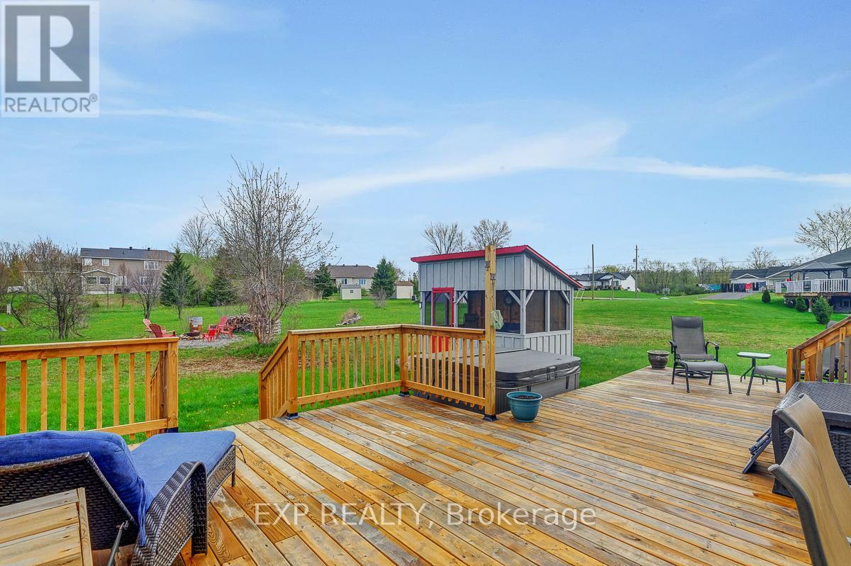 4 Tracy Lane, Rideau Lakes, Ontario  K7A 4S5 - Photo 38 - X12081789