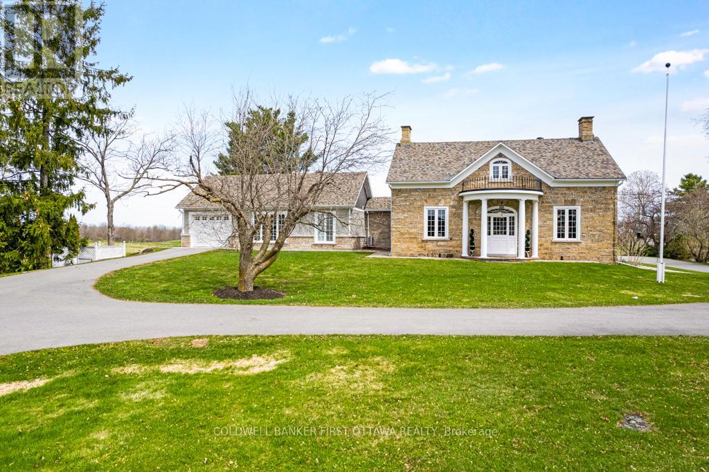 2638 Rideau Ferry Road, Drummond/north Elmsley, Ontario  K7H 0G5 - Photo 4 - X12111923