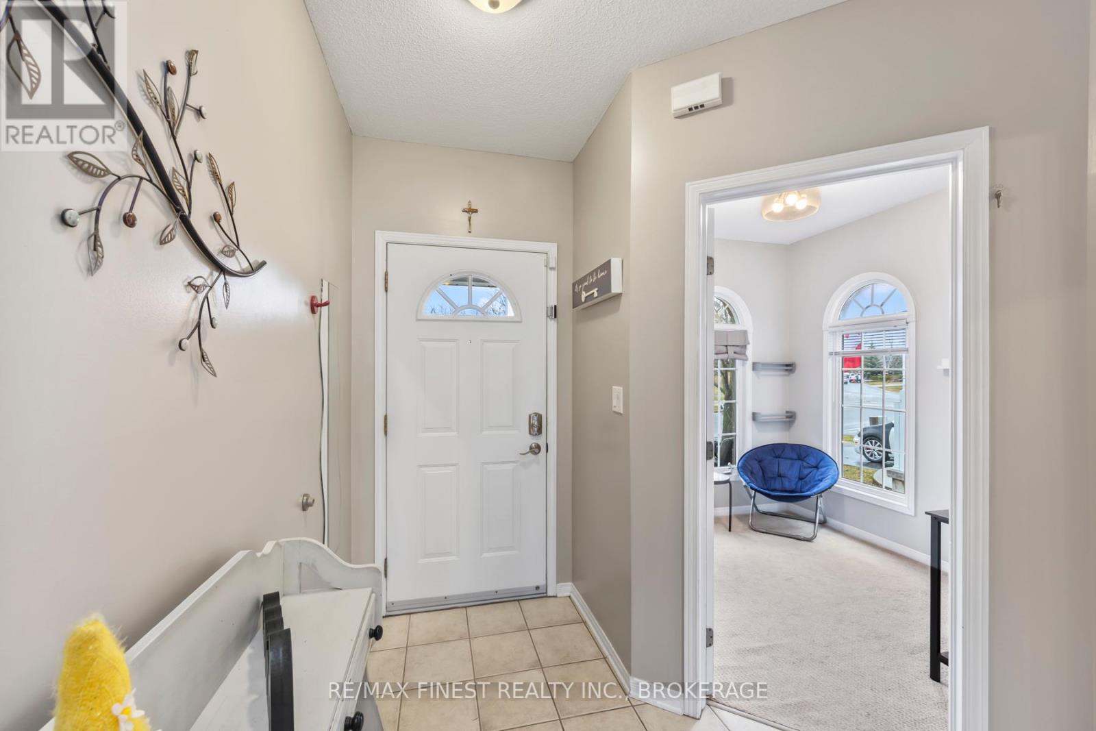 Property at 294 QUARRY POND COURT image 5