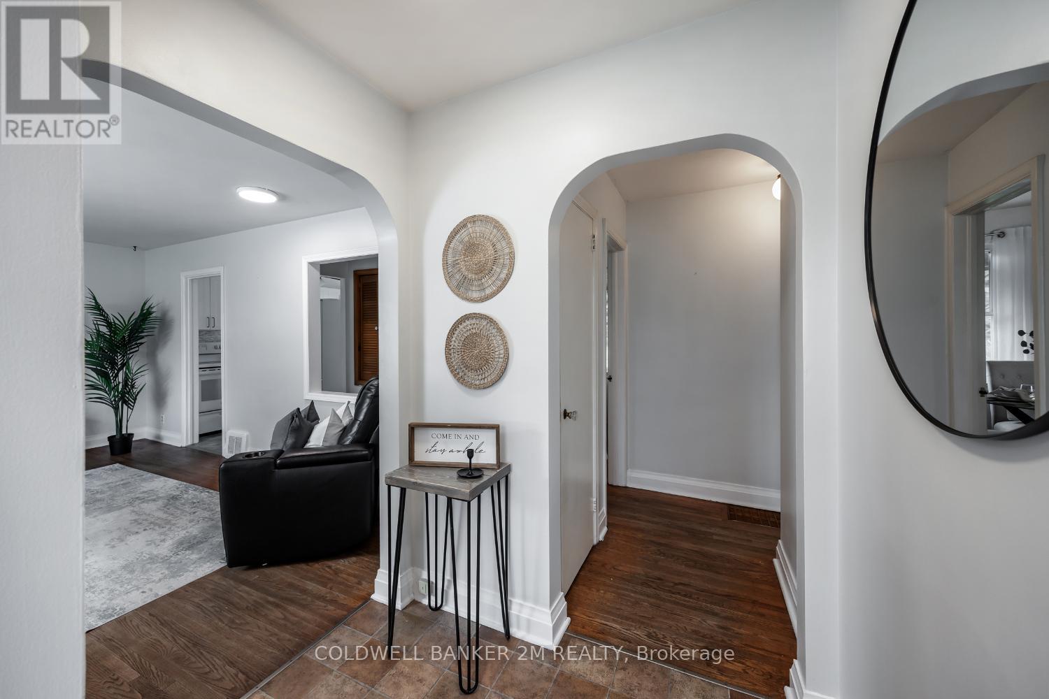 61 Kawartha Avenue, Oshawa, Ontario  L1H 3Y7 - Photo 5 - E12129747