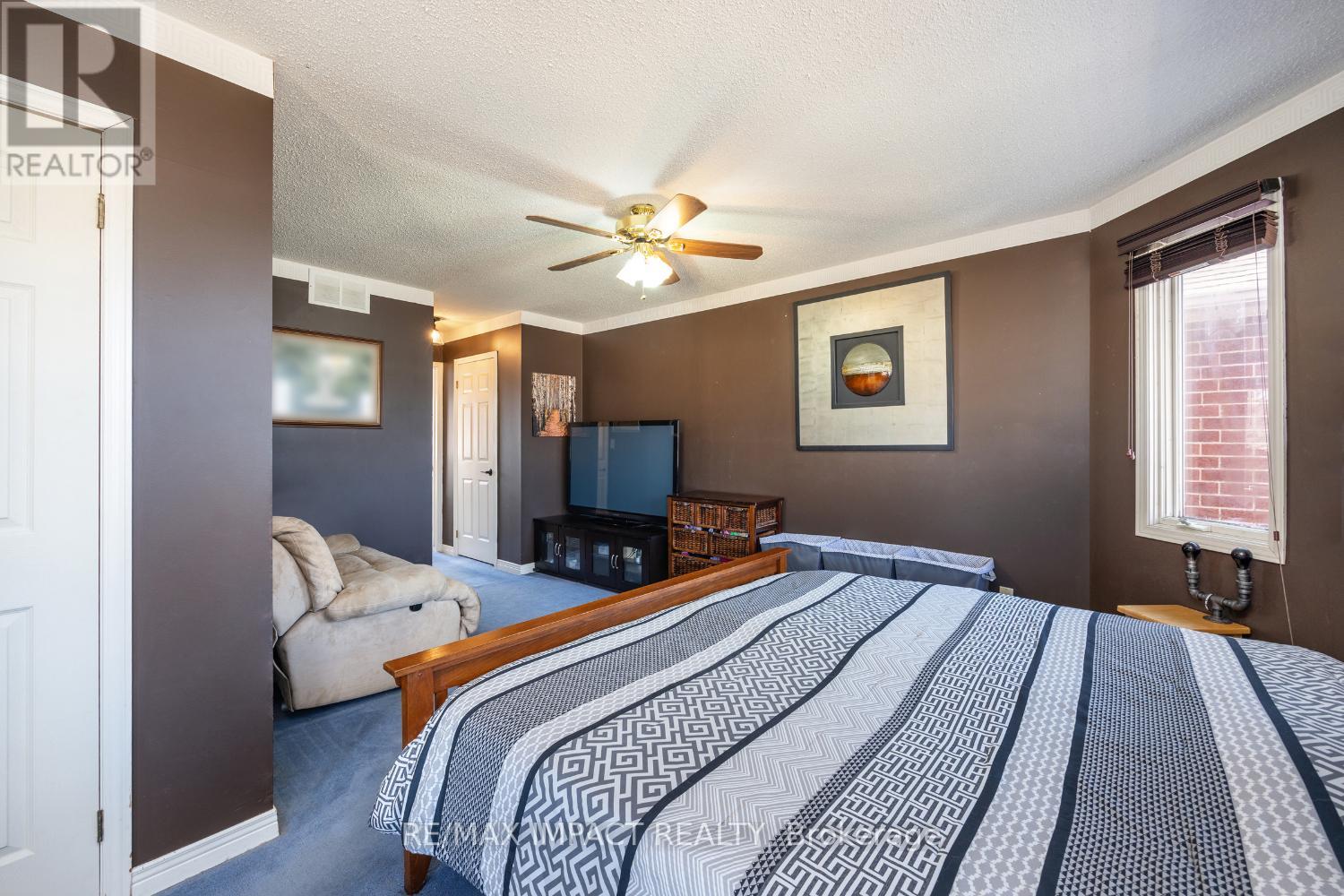 319 Sandringham Drive, Clarington, Ontario  L1E 3A7 - Photo 18 - E12129922