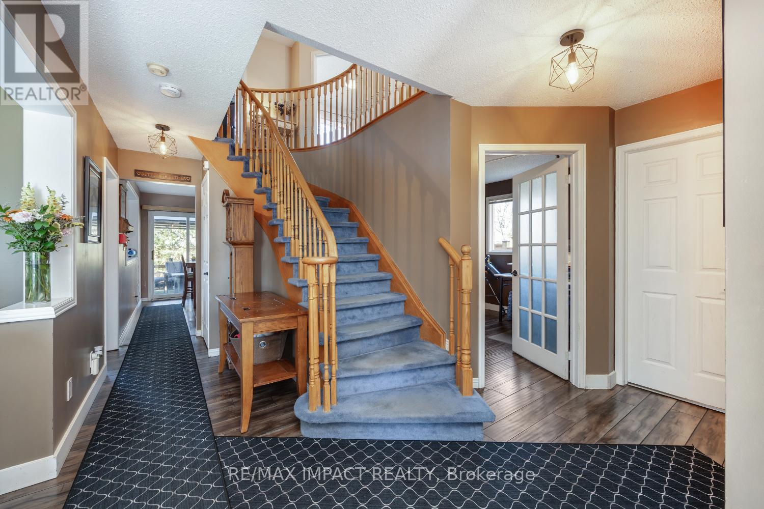 319 Sandringham Drive, Clarington, Ontario  L1E 3A7 - Photo 4 - E12129922