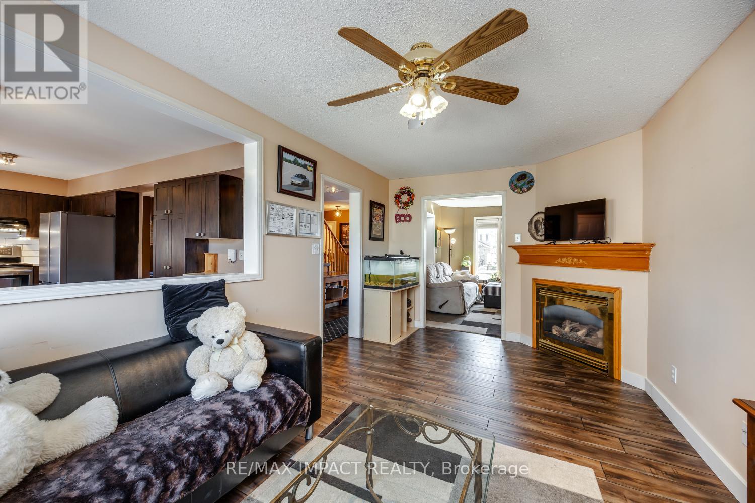 319 Sandringham Drive, Clarington, Ontario  L1E 3A7 - Photo 5 - E12129922