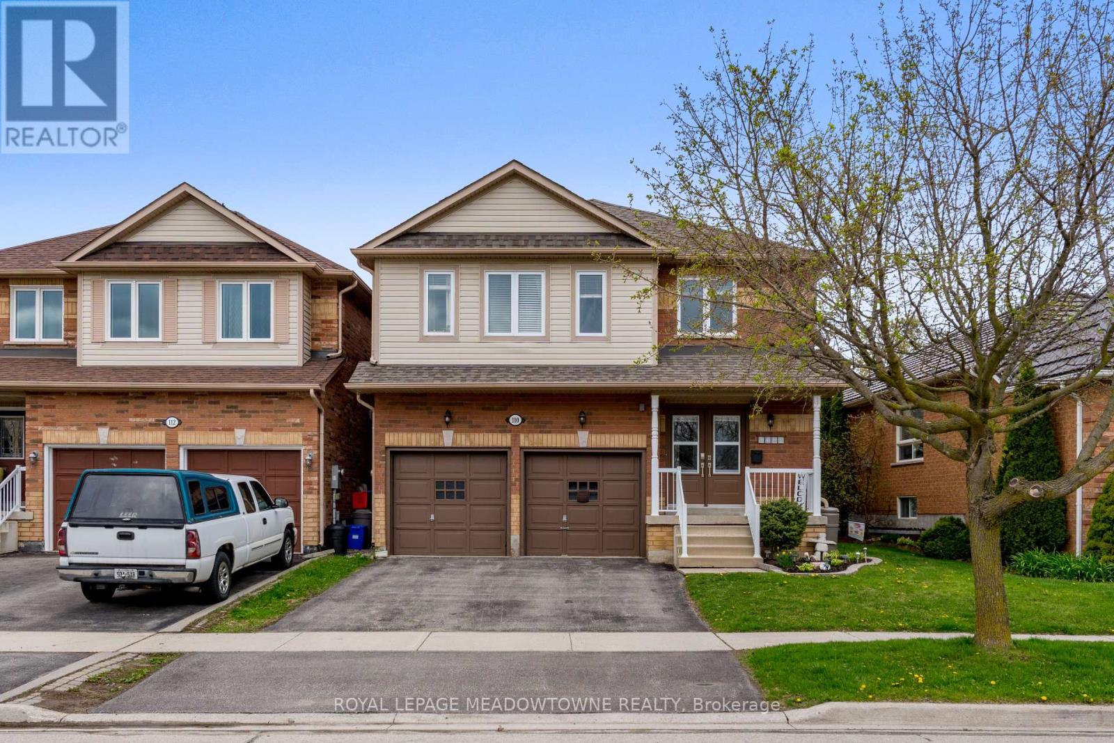 Property at 110 MOWAT CRESCENT image 2