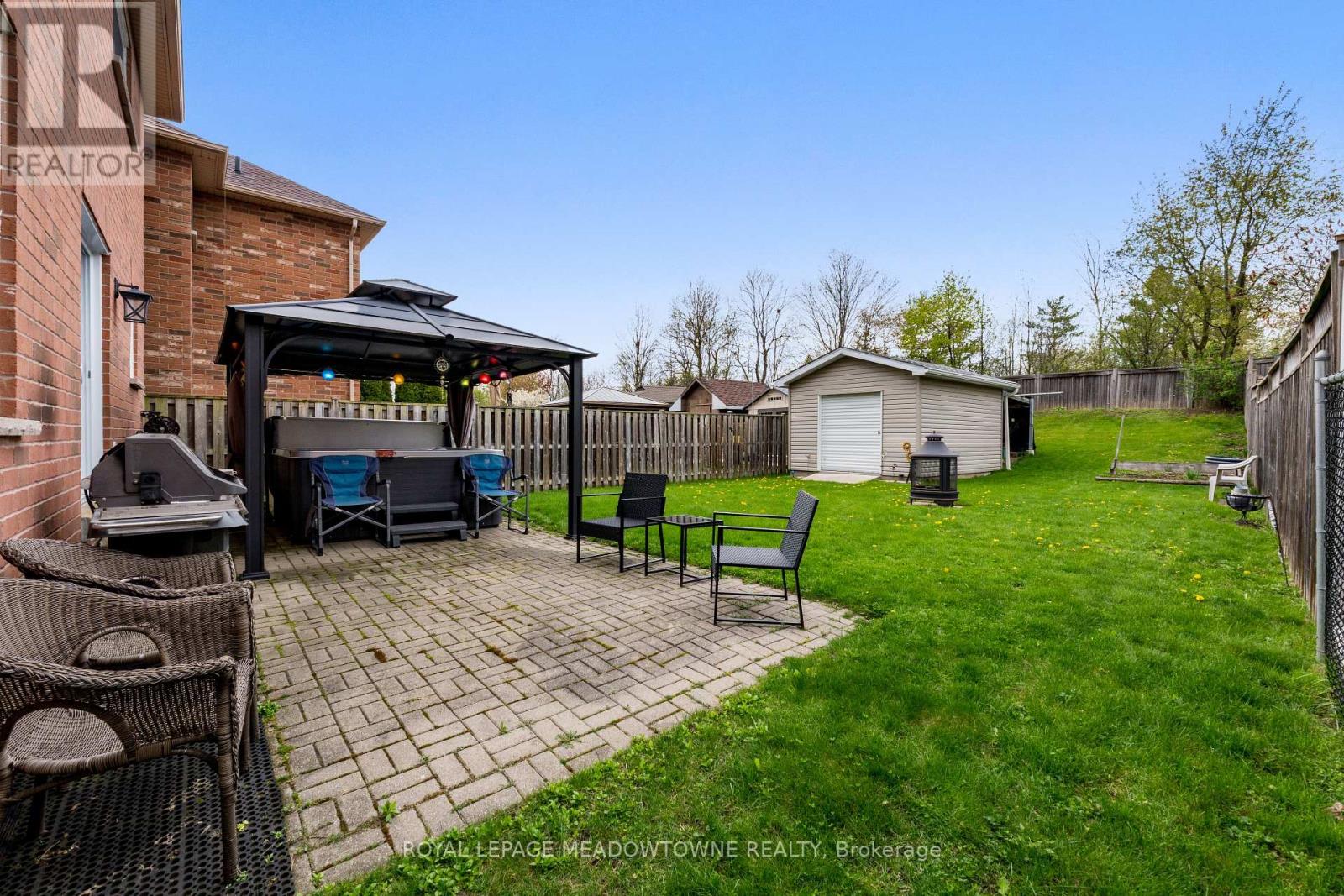 110 Mowat Crescent, Halton Hills, Ontario  L7G 6C8 - Photo 38 - W12112805
