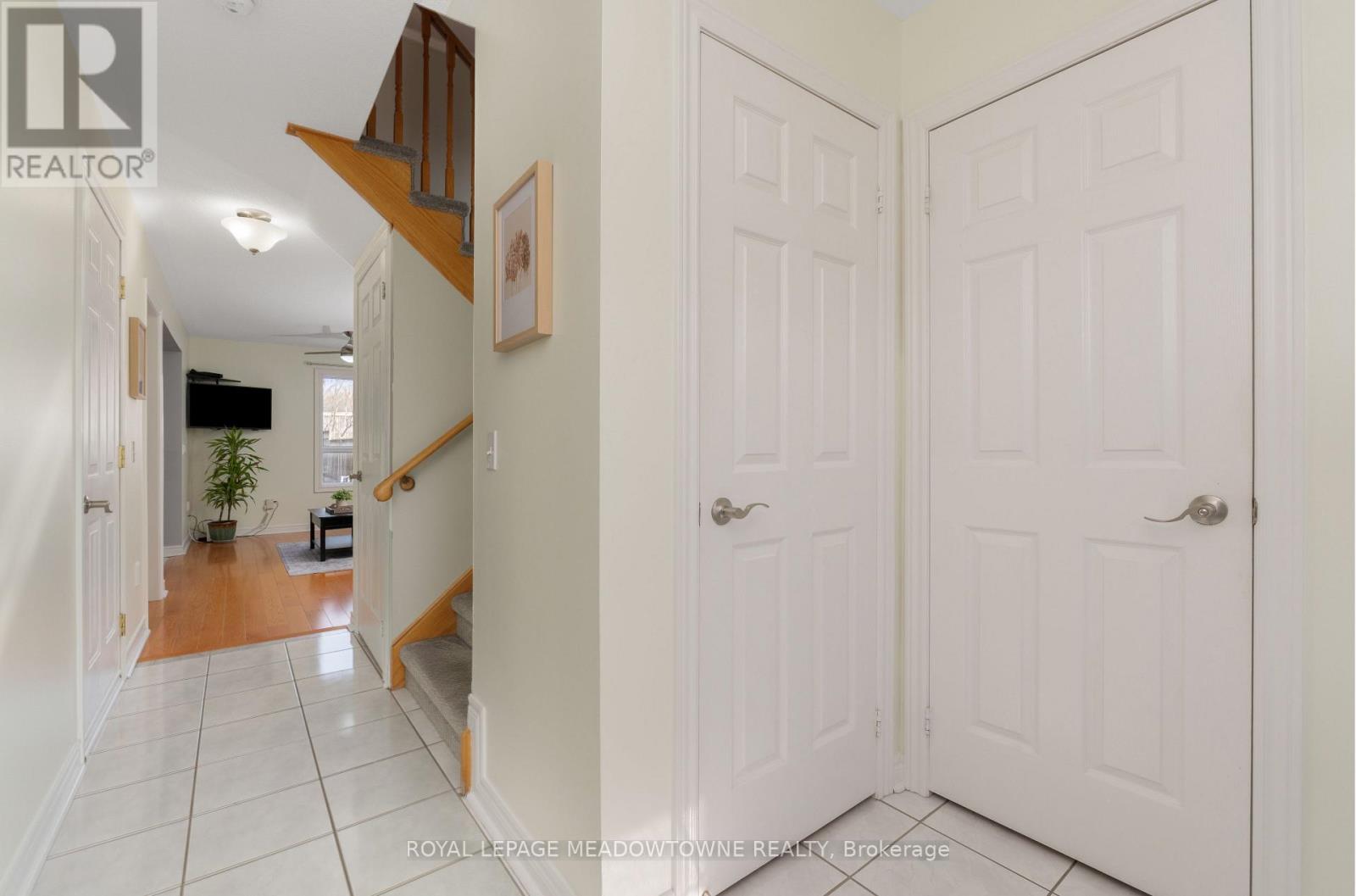 Property at 110 MOWAT CRESCENT image 5