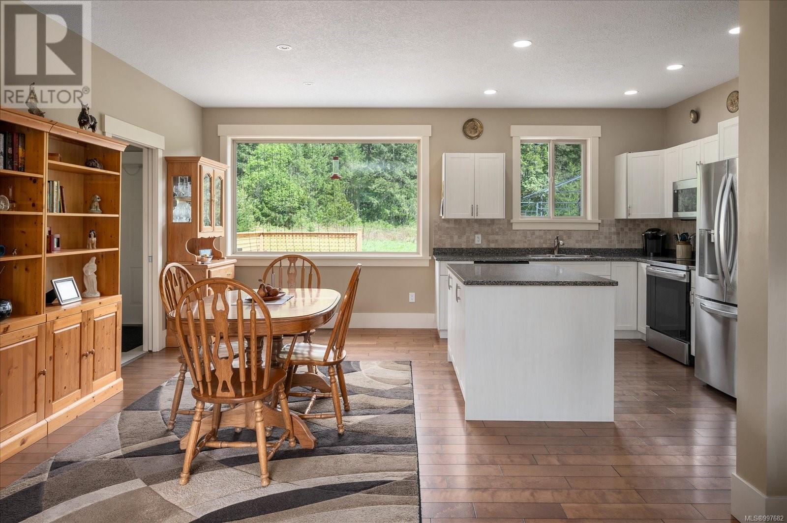 Property at 460 Nanaimo River Rd image 5