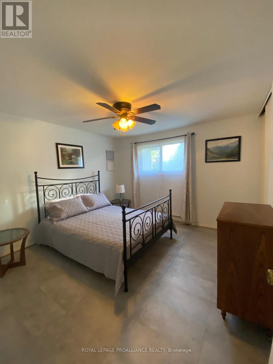 16 - 161 Bay Street, Quinte West, Ontario  K8V 1H9 - Photo 12 - X12129867
