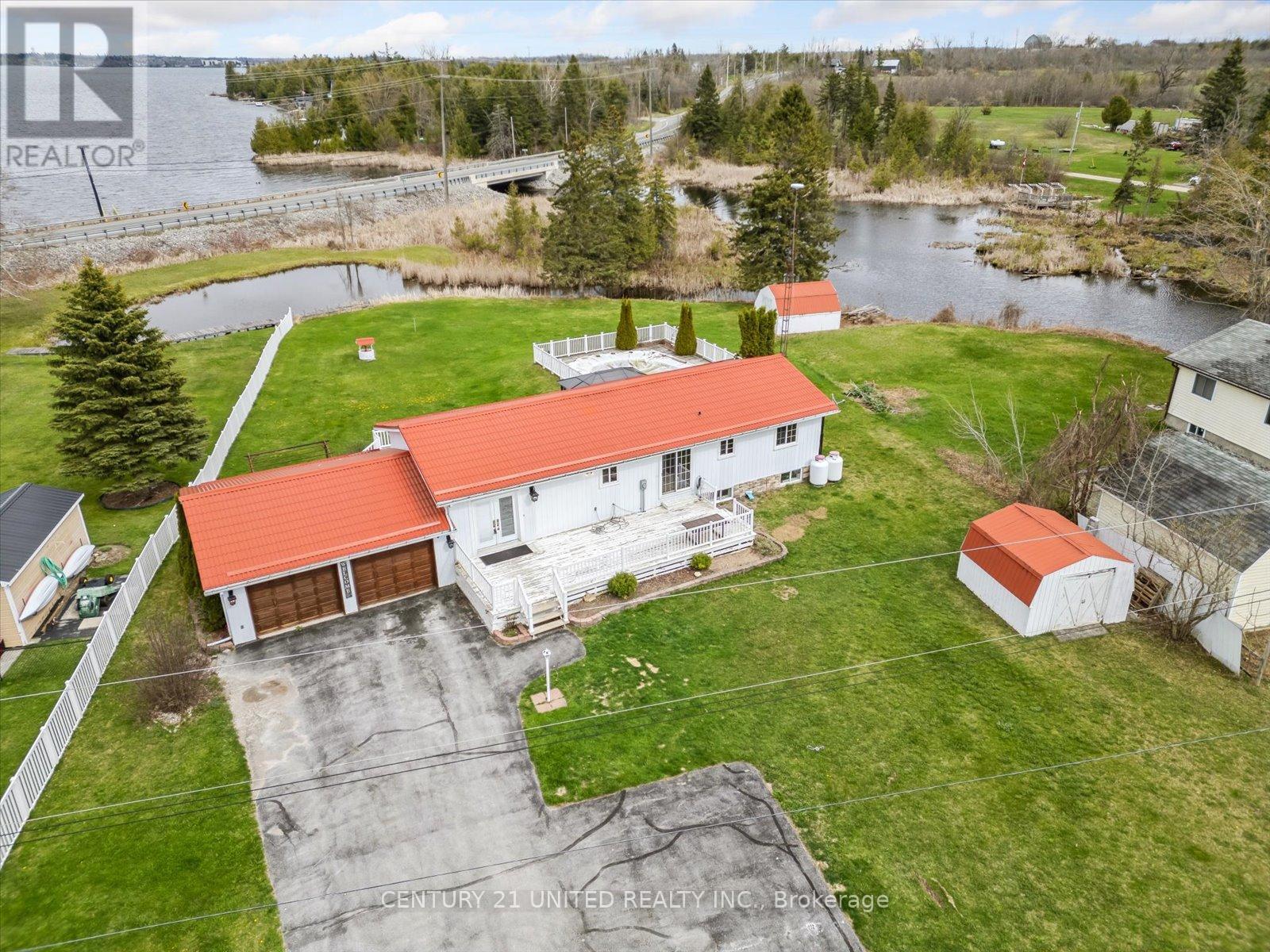 Property at 128 PEARNS ROAD image 4