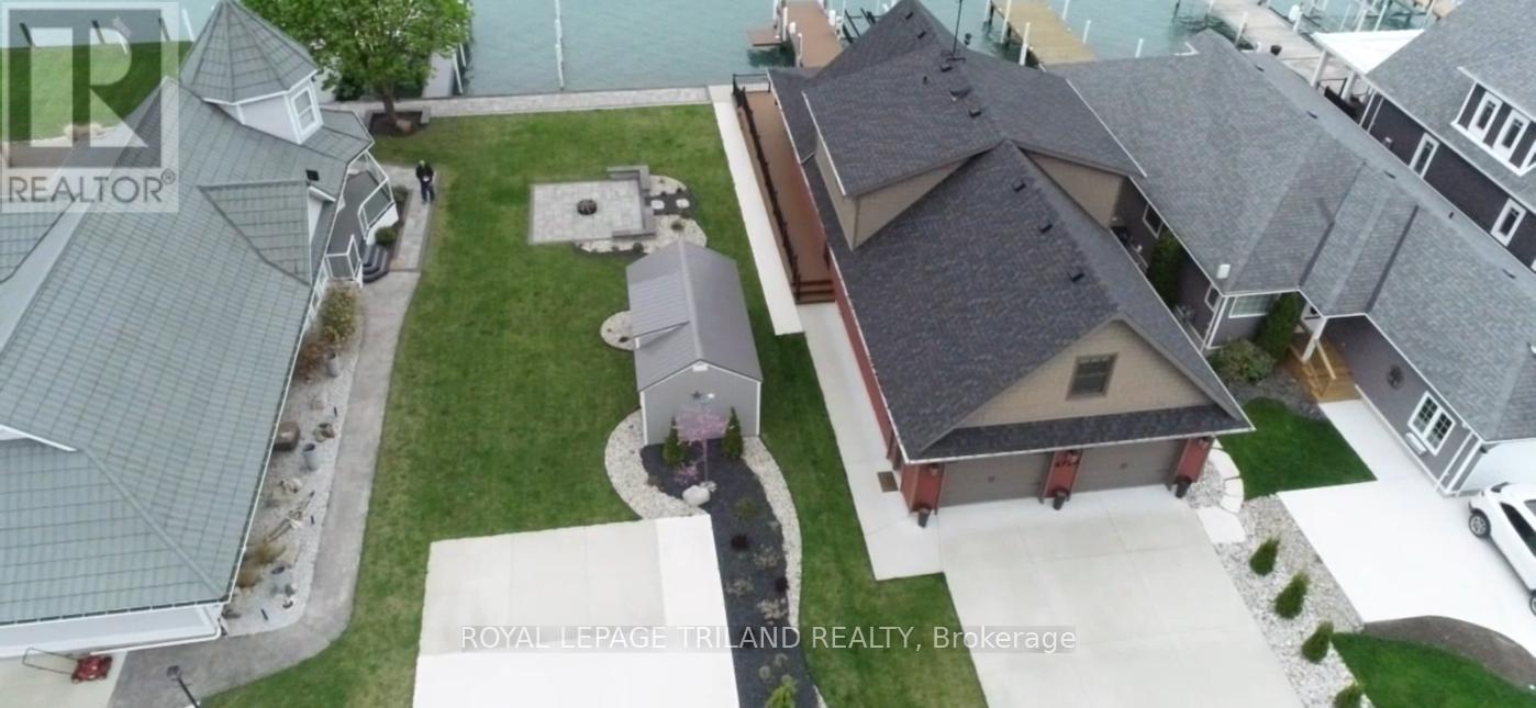 4731 Riverside Drive, St. Clair, Ontario  N0P 2B0 - Photo 2 - X12129930