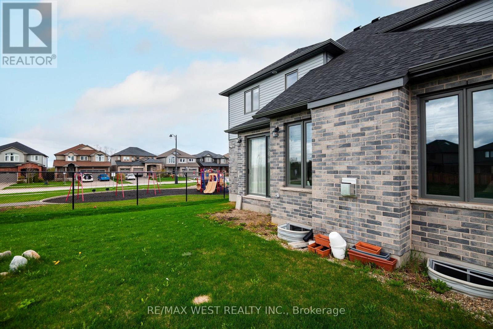 1 Grundy Crescent, East Luther Grand Valley, Ontario  L9W 7S7 - Photo 14 - X12052016