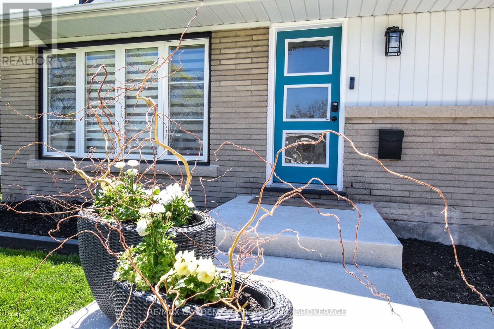 Property at 14 ELMRIDGE DRIVE image 3
