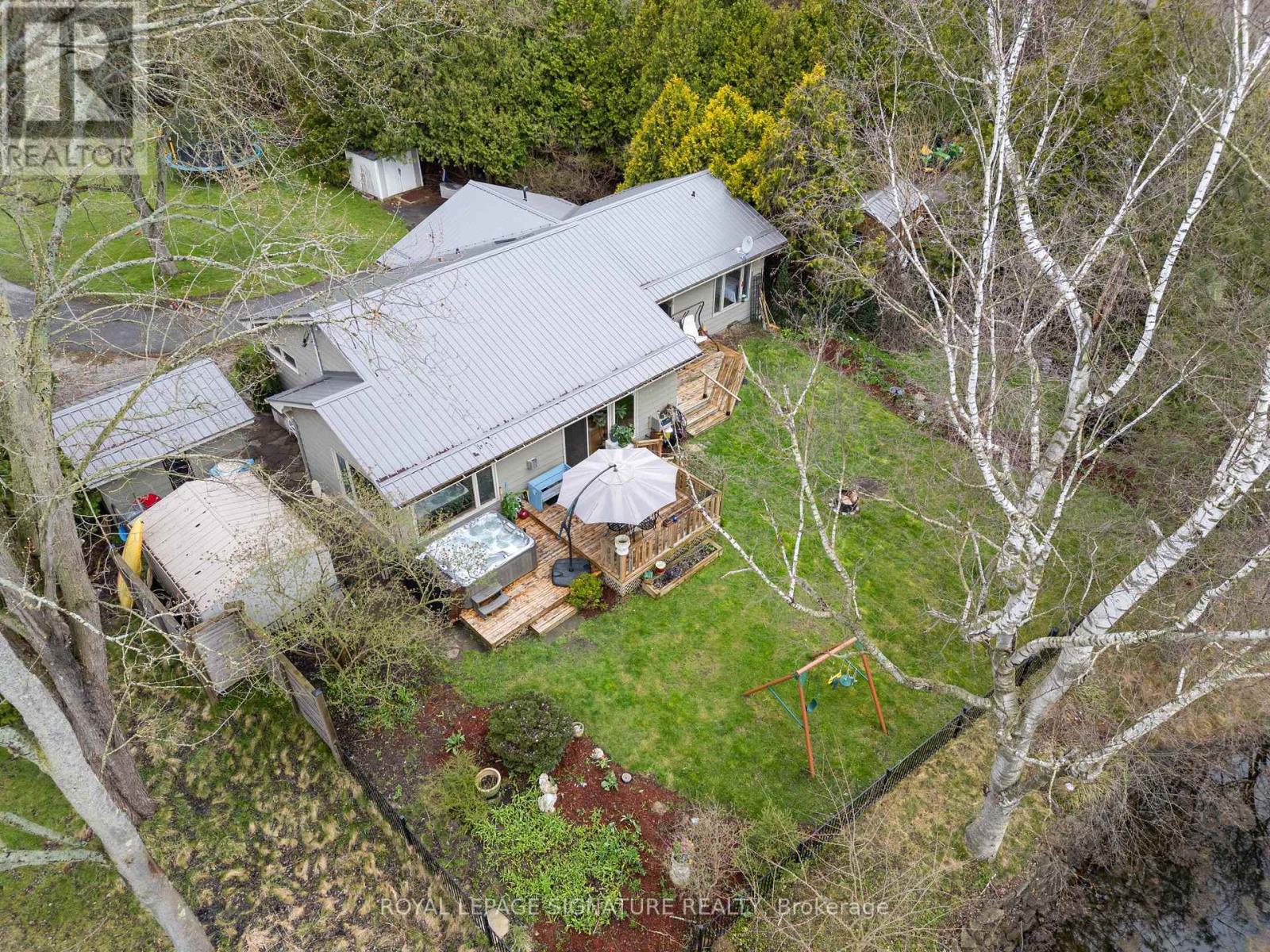 425 Norfolk Street S, Norfolk, Ontario  N3Y 2V4 - Photo 6 - X12123999