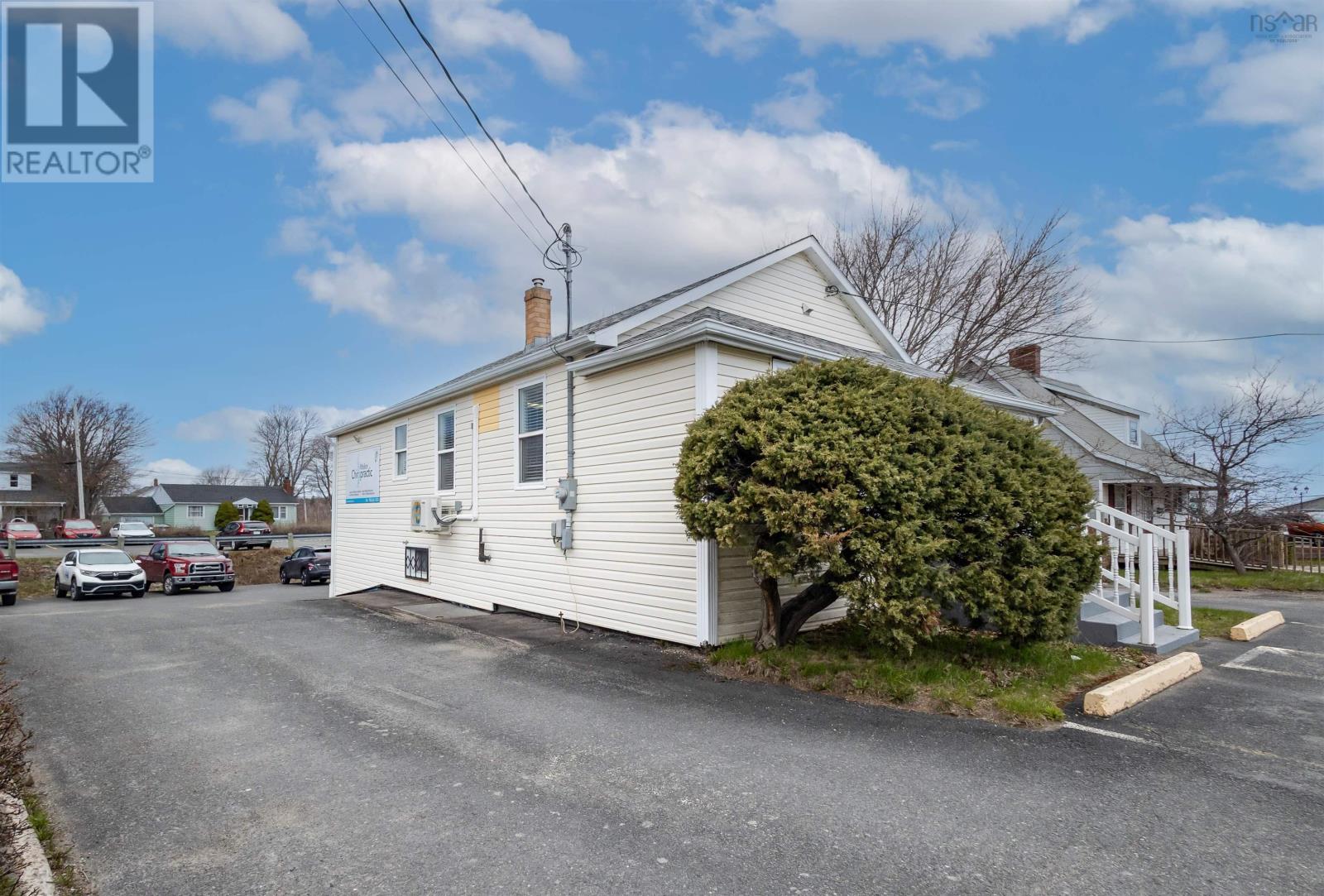 1154 Kings Road, Sydney, Nova Scotia  B1S 1C9 - Photo 3 - 202510078