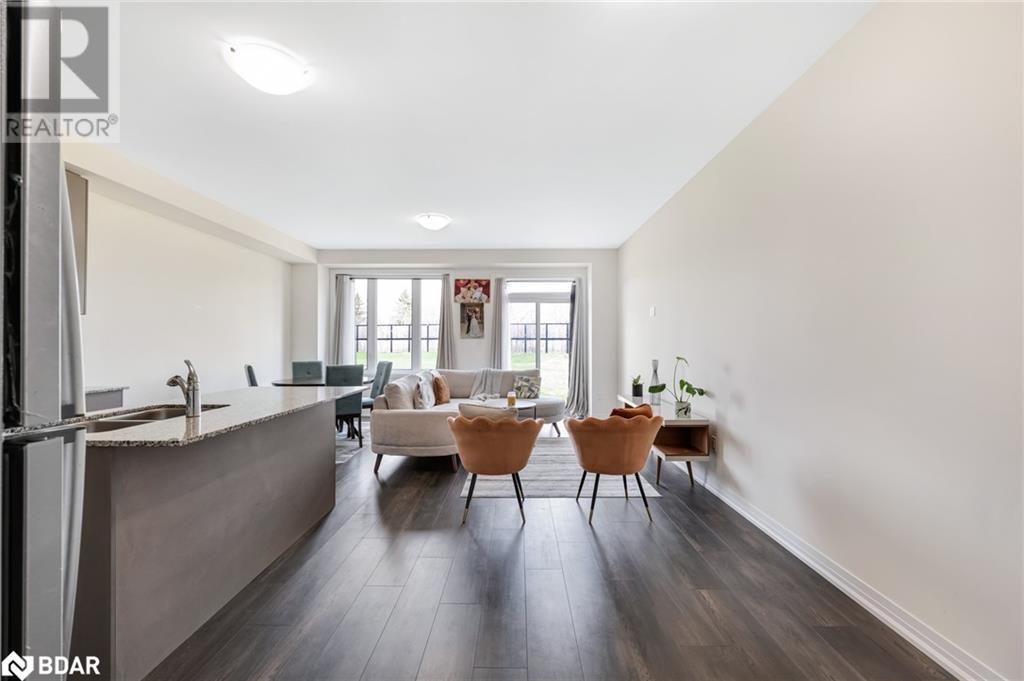 Property at 122 TURNBERRY Lane image 4