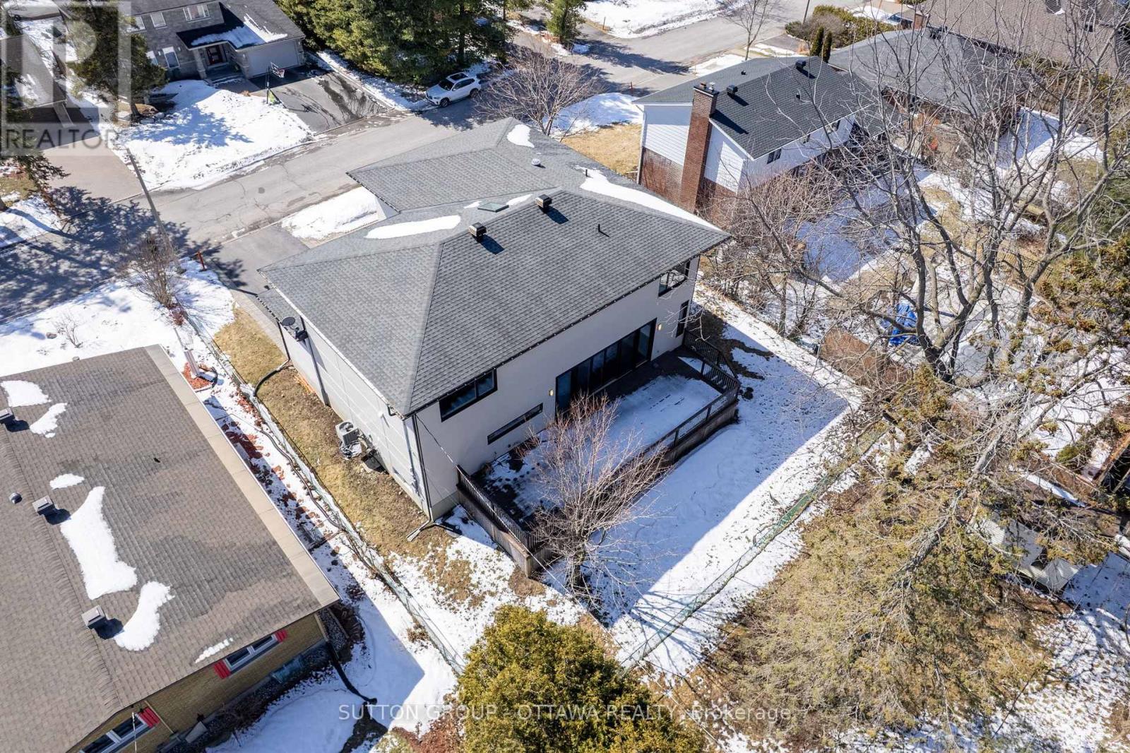 333 Summit Avenue W, Ottawa, Ontario  K1H 5Z7 - Photo 34 - X12129957