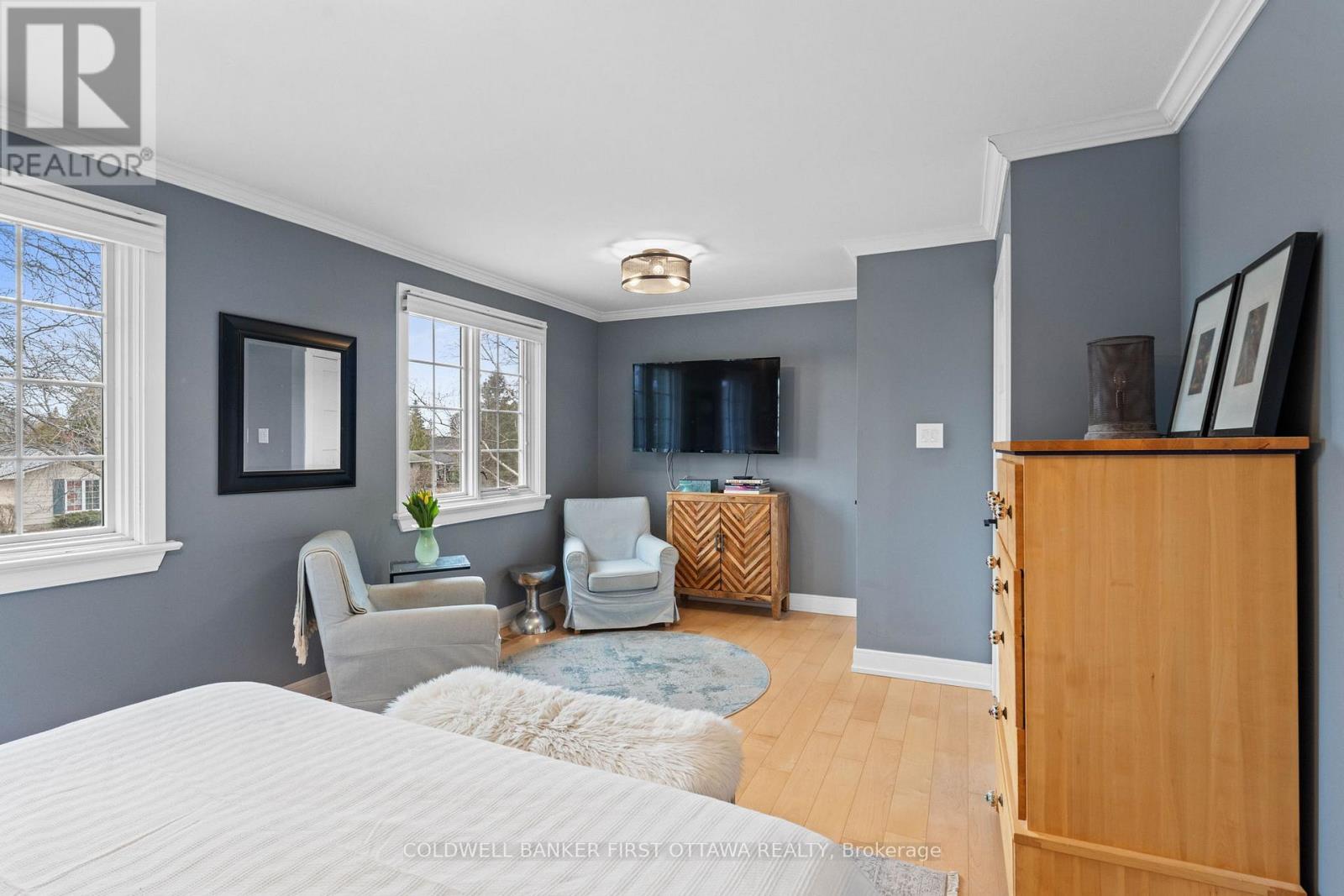 823 Eastvale Drive, Ottawa, Ontario  K1J 6Z9 - Photo 19 - X12129991