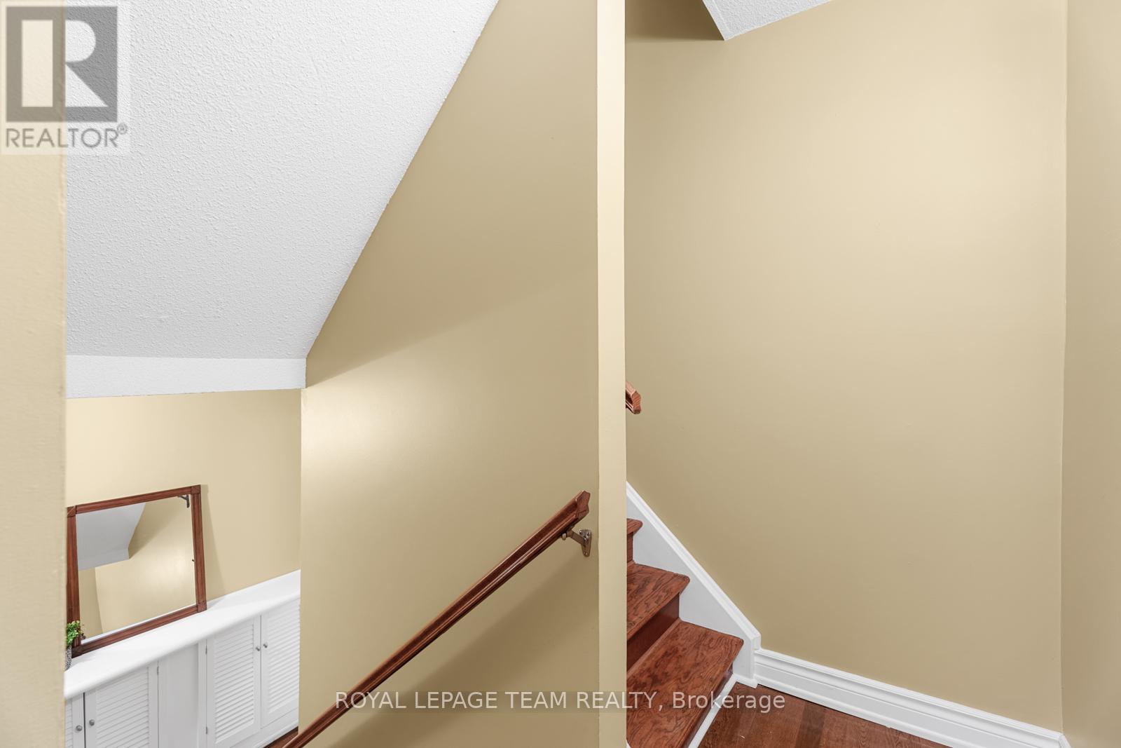 2 - 74 Somerset Street W, Ottawa, Ontario  K2P 0H5 - Photo 14 - X12129993