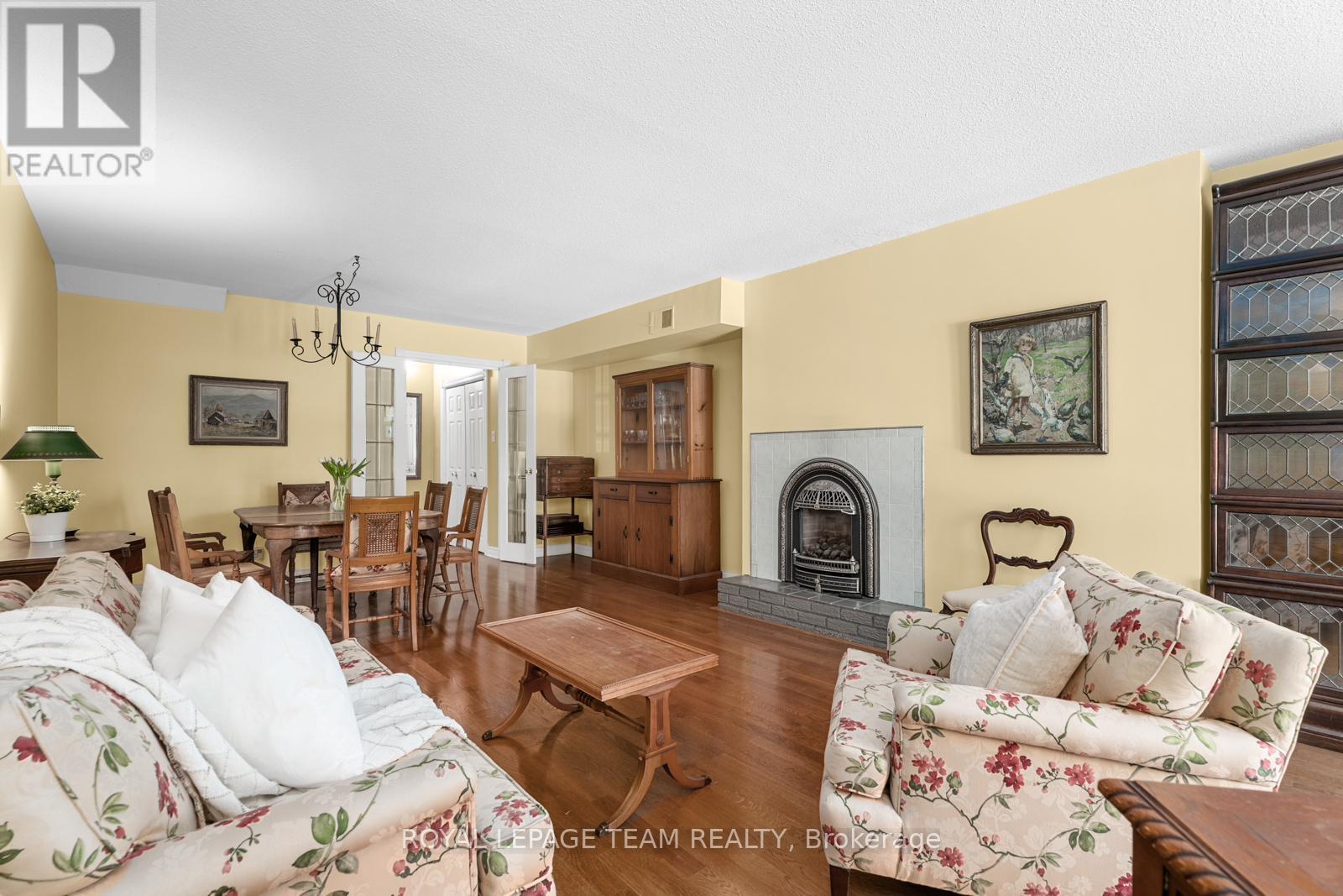 2 - 74 Somerset Street W, Ottawa, Ontario  K2P 0H5 - Photo 18 - X12129993