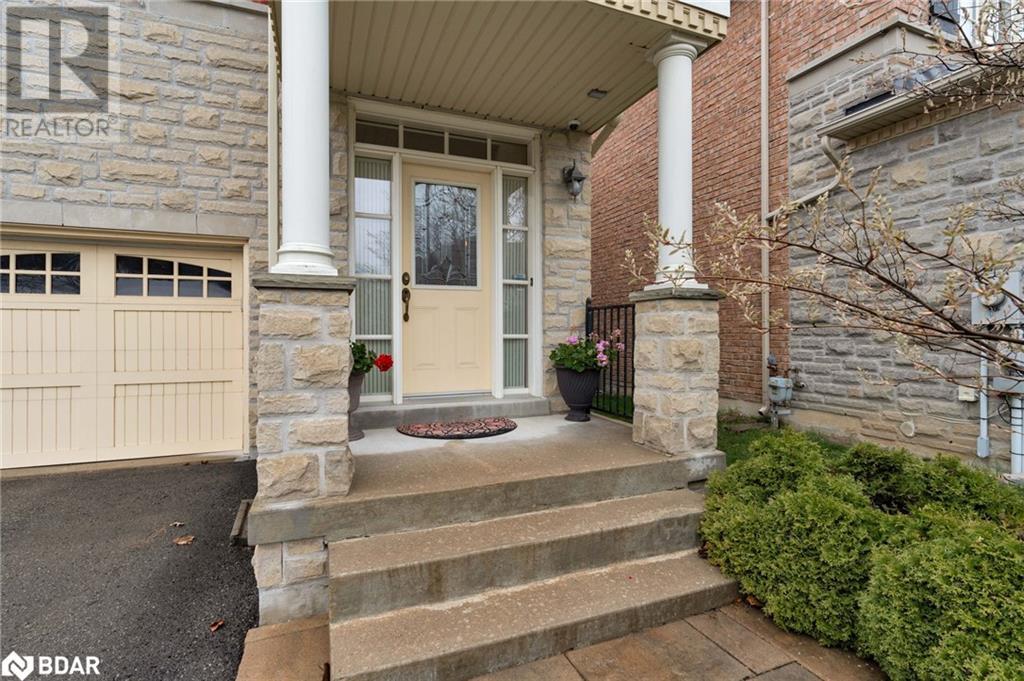Property at 487 WILLIAM DUNN Crescent image 3
