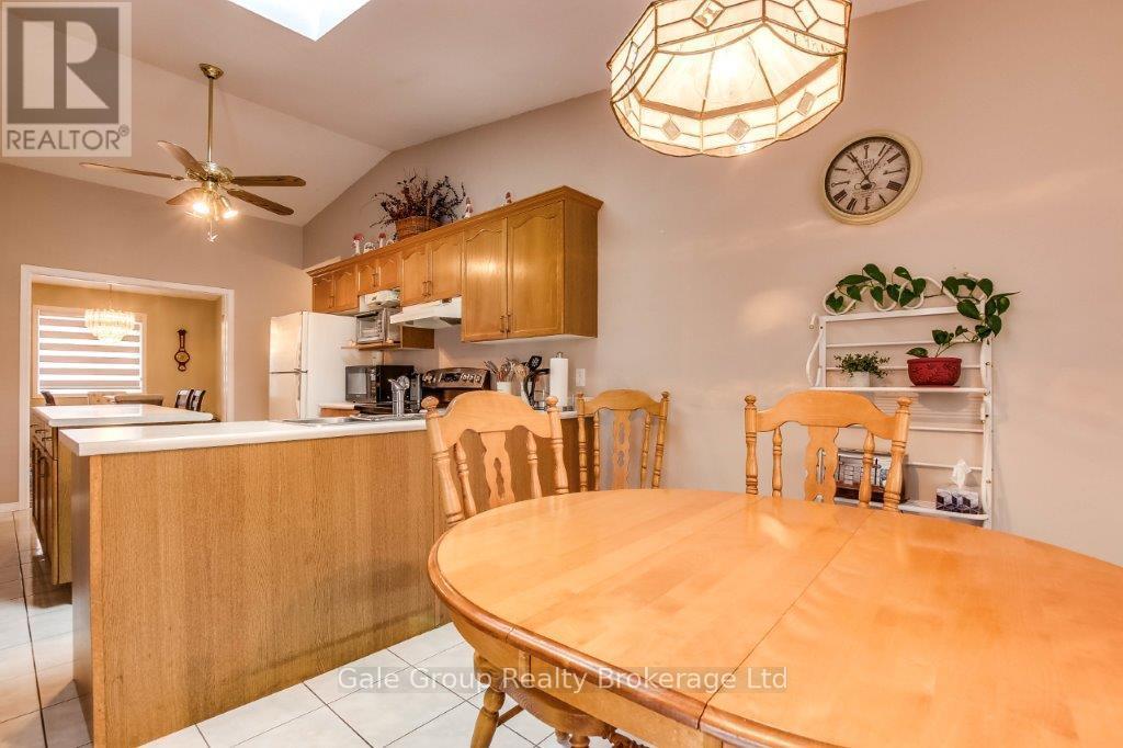 39 Yarmouth Drive, London East, Ontario  N5V 4T8 - Photo 15 - X12129849